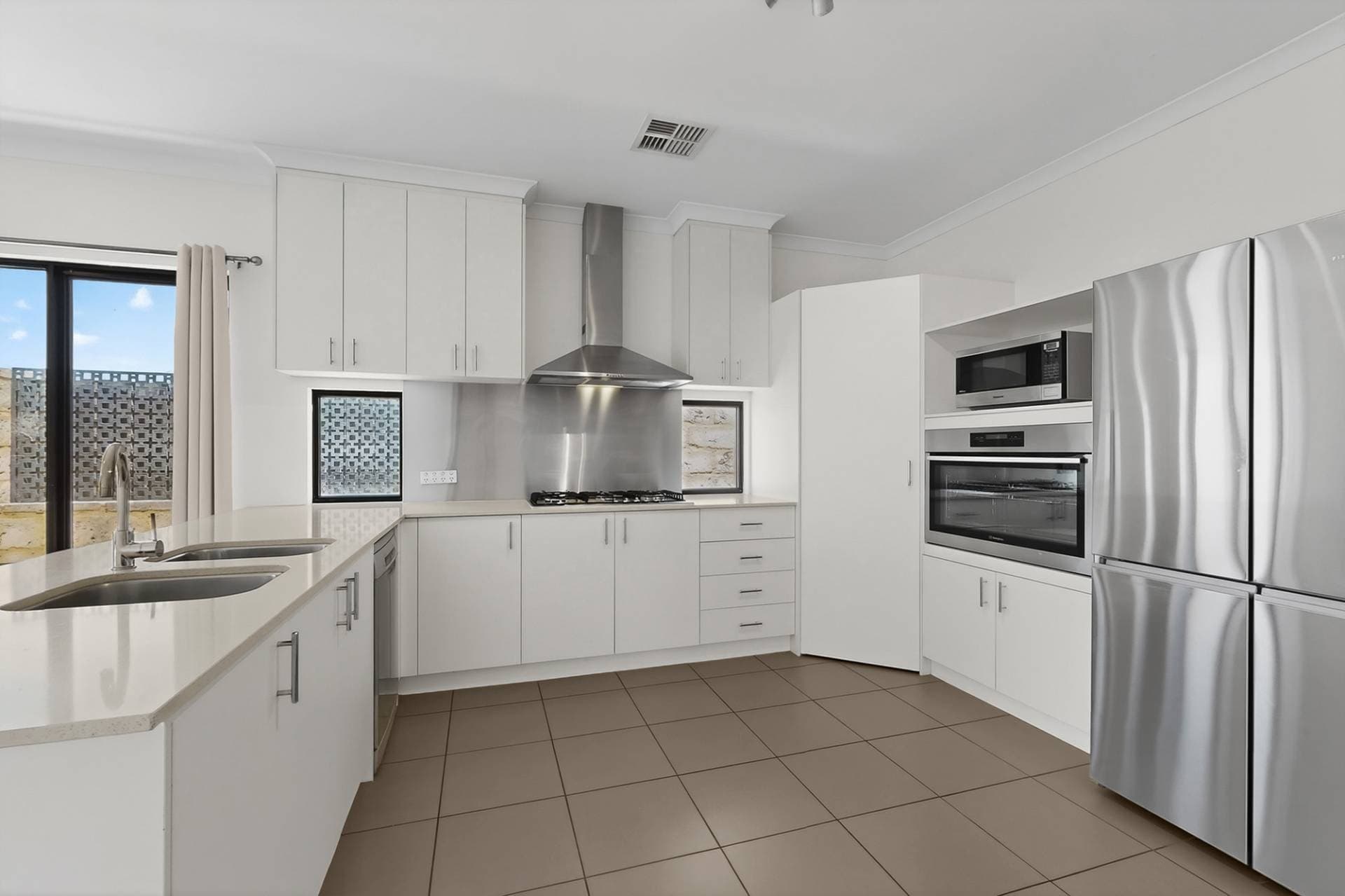 2 Alford Way, Alkimos - Thumbnail 2