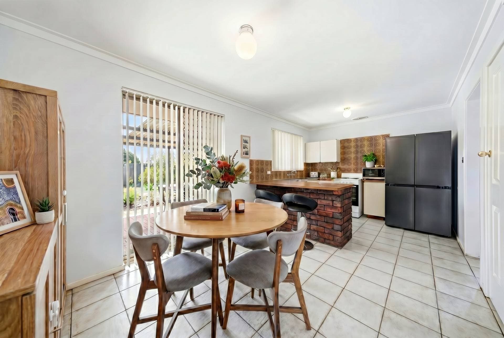 2 Ferndale Crescent, Ferndale - Thumbnail 4