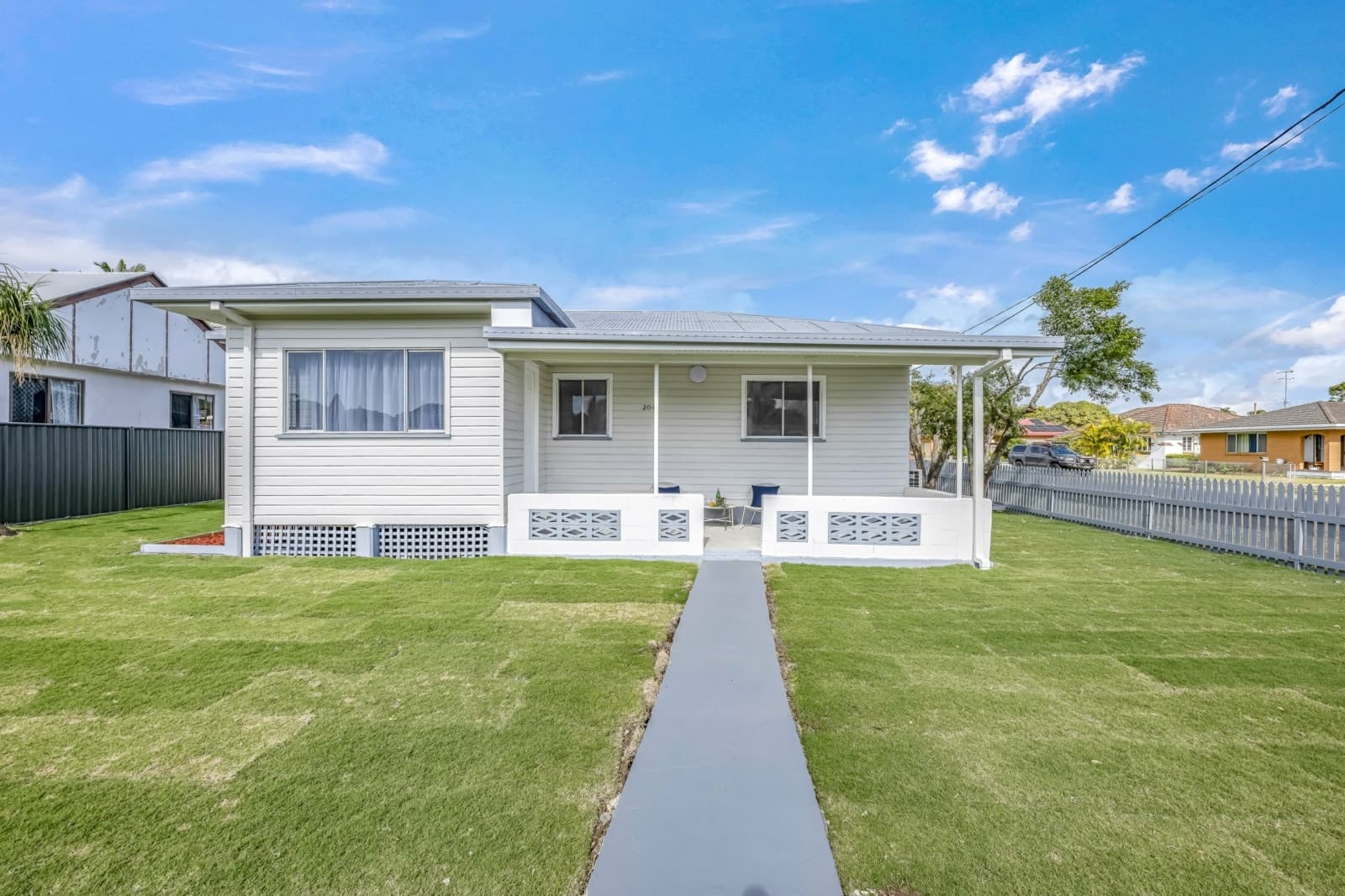 204 Walker Street, SVENSSON HEIGHTS, Svensson Heights - Thumbnail 3