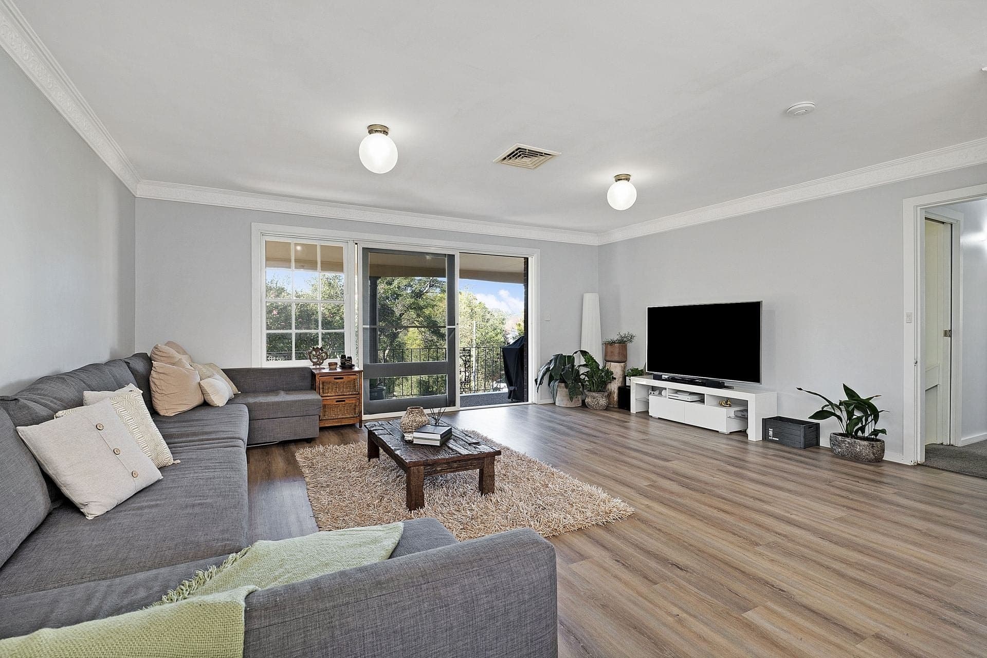 6 Stratham Place, Belrose, Belrose - Thumbnail 3