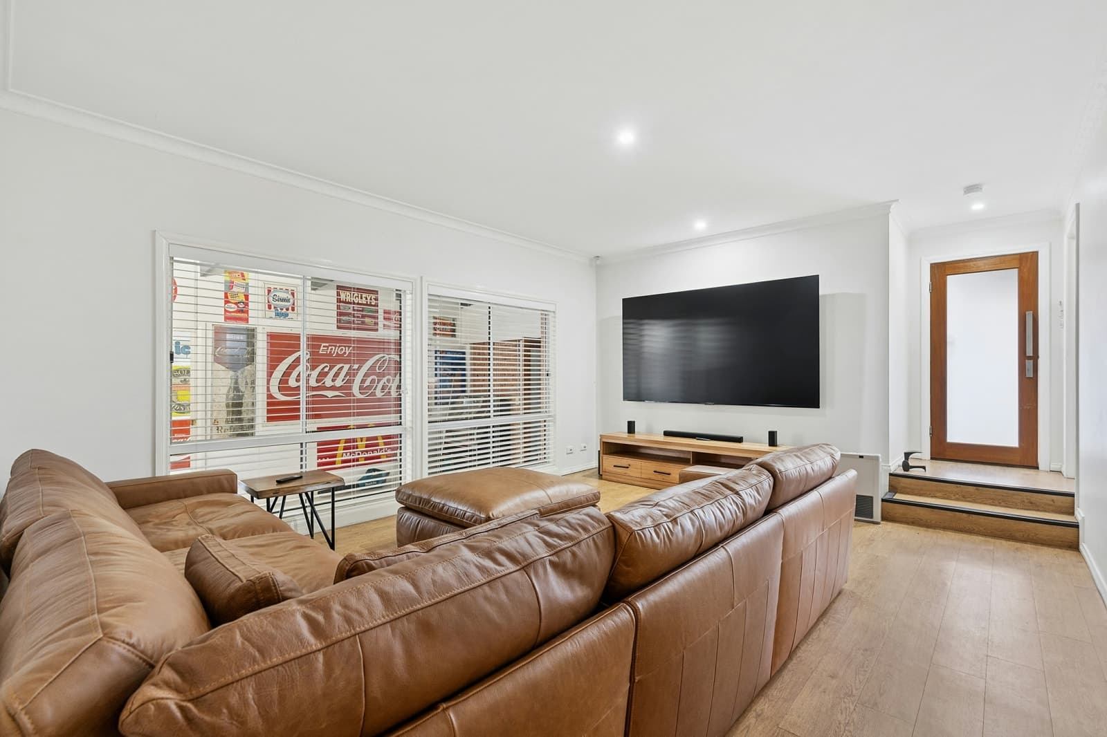 48 Allambie Way,Mount Austin, Mount Austin - Thumbnail 2