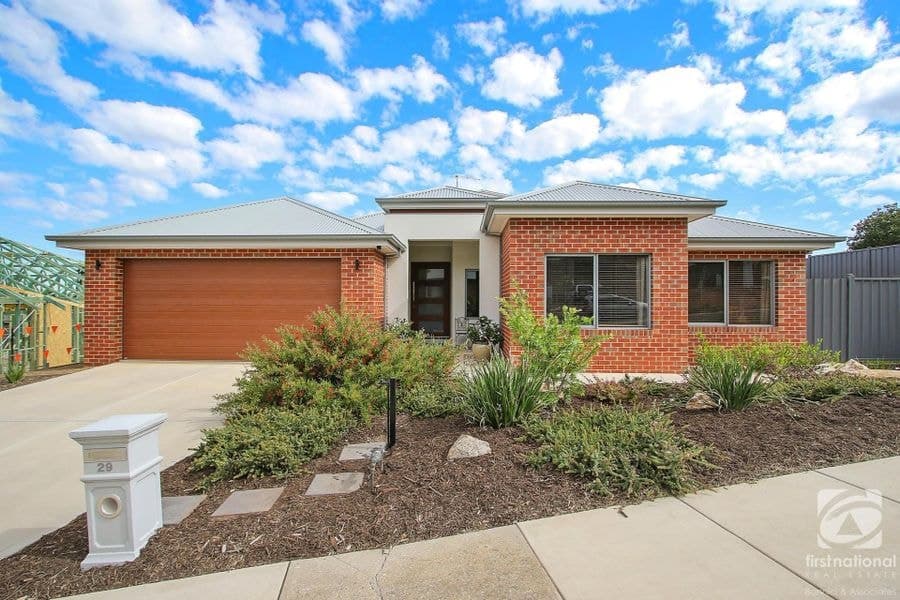 29 Hayes Drive, Beechworth VIC 3747, Beechworth - Image 1