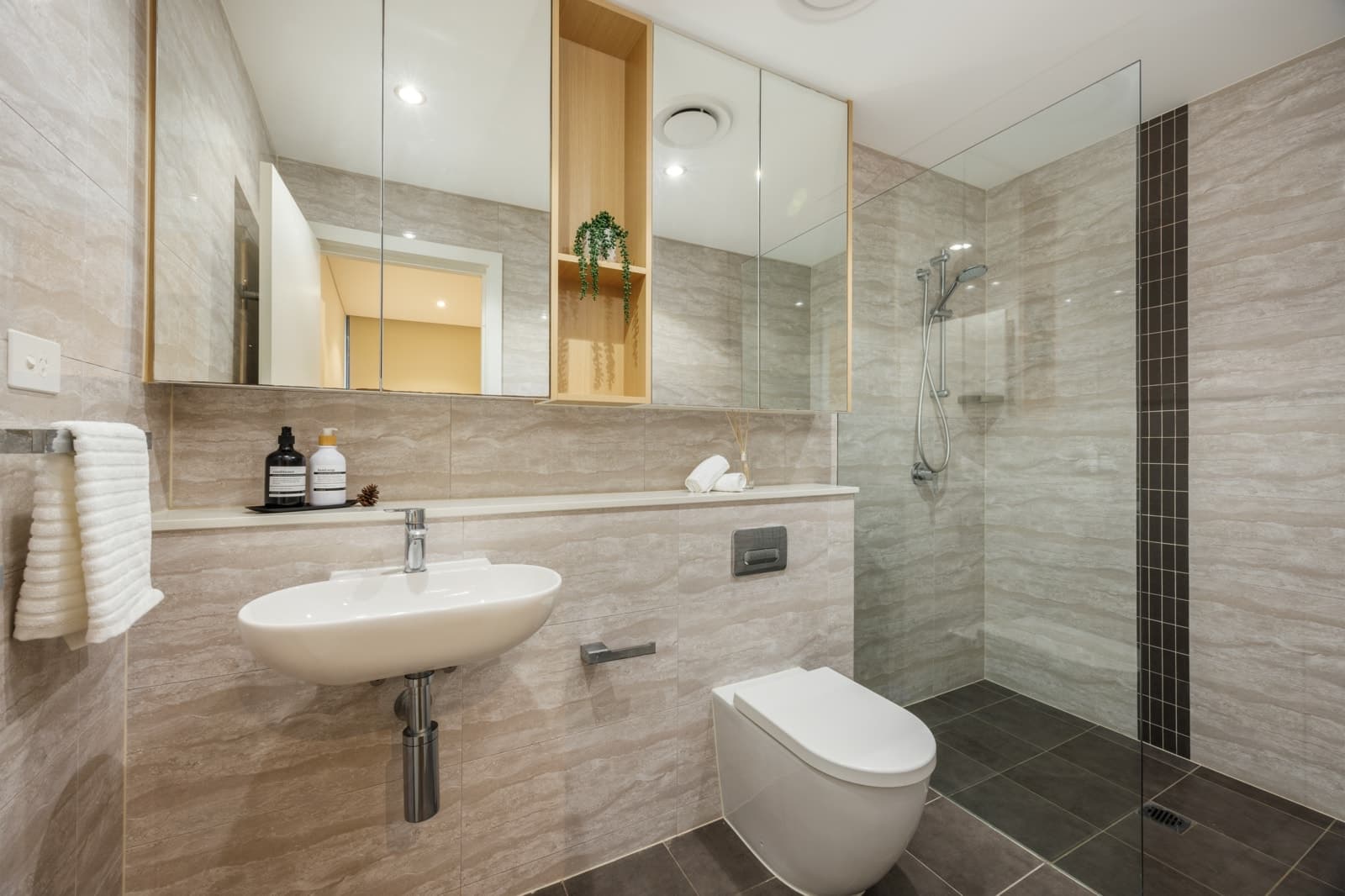 1610/13 Angas Street, MEADOWBANK, Meadowbank - Thumbnail 4