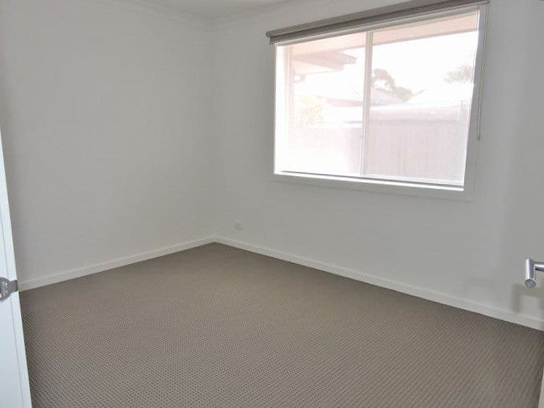 4/9 Jeffrey Street, Reservoir VIC 3073, Reservoir - Thumbnail 6