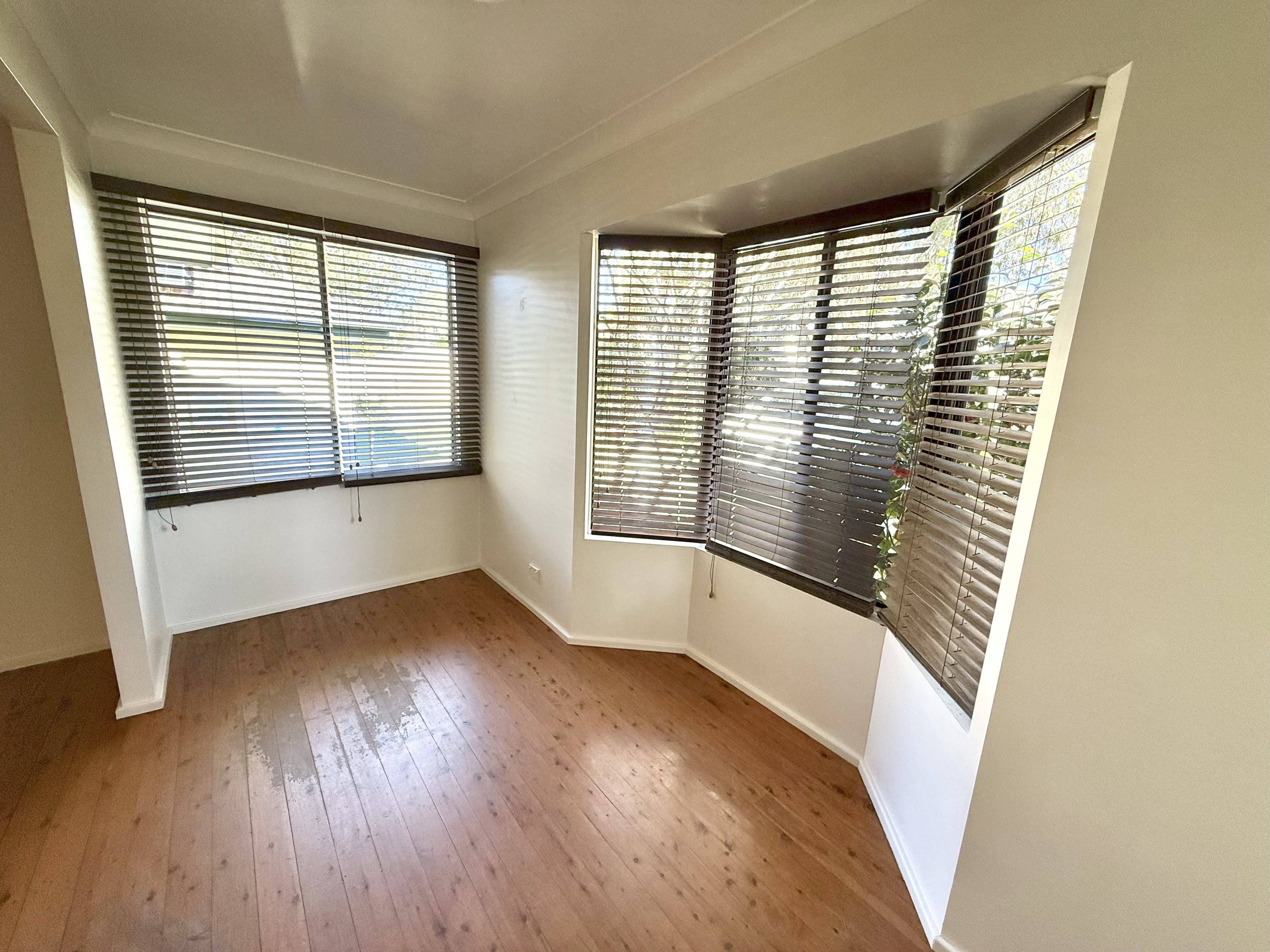 37 Scenic Drive, Budgewoi NSW 2262, Budgewoi - Thumbnail 2