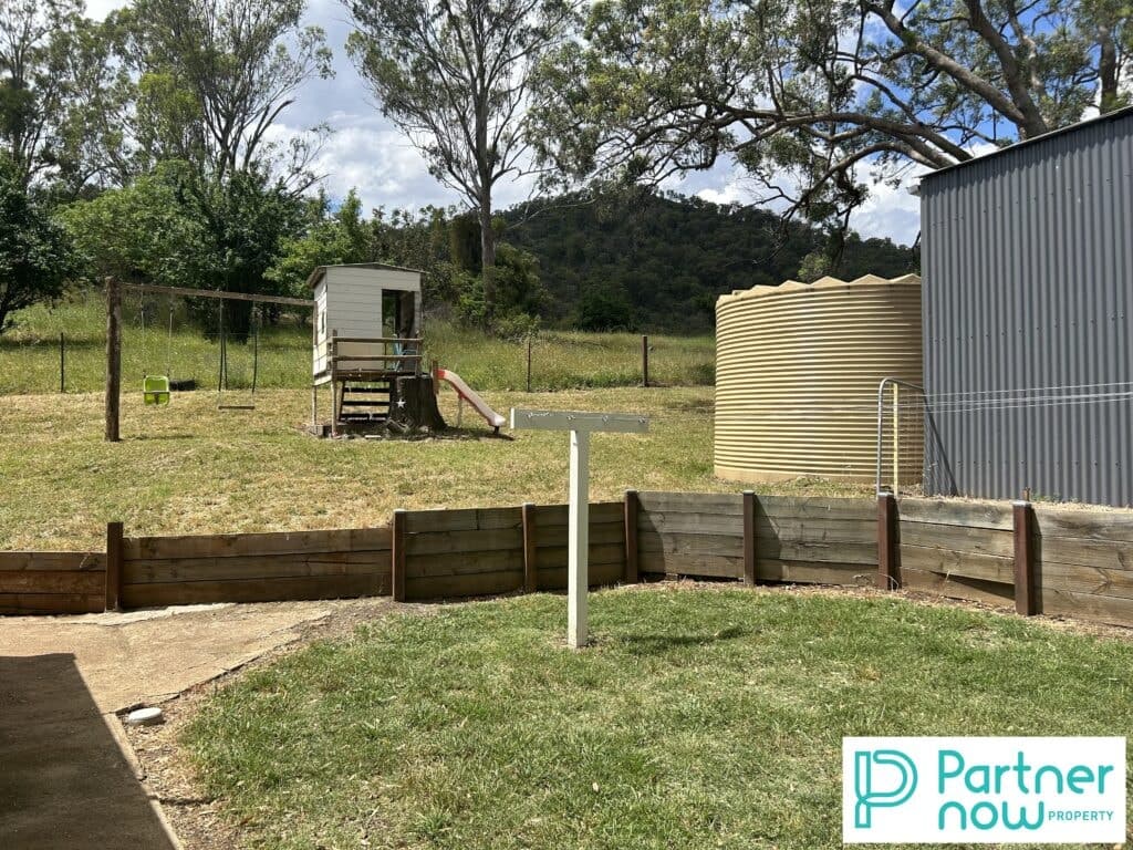 998 River Road, Bowling Alley Point - Thumbnail 4
