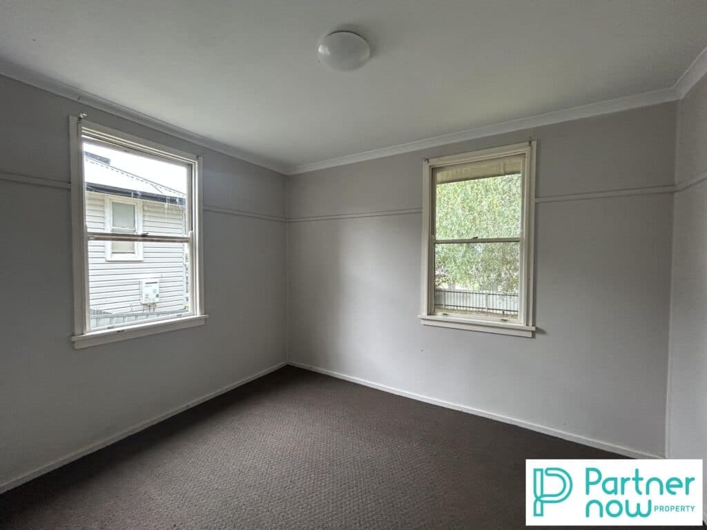 11 Peel Street, Tamworth - Thumbnail 3