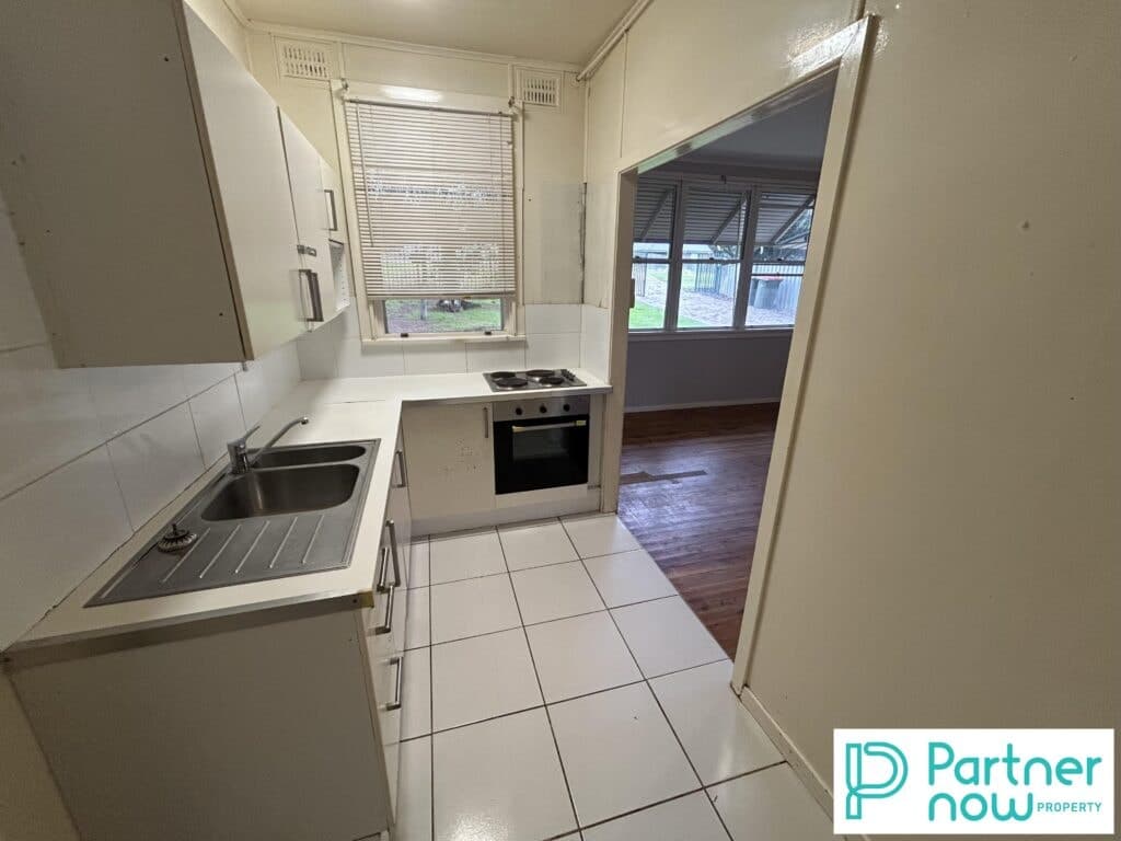 11 Peel Street, Tamworth - Thumbnail 4