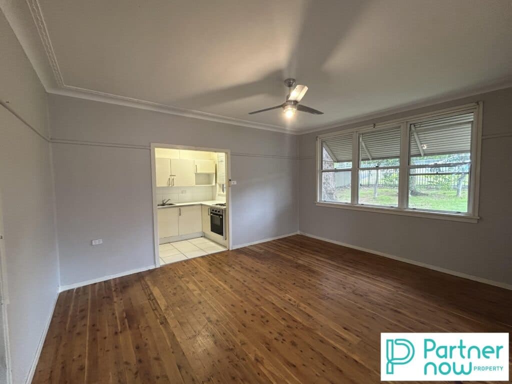 11 Peel Street, Tamworth - Thumbnail 5