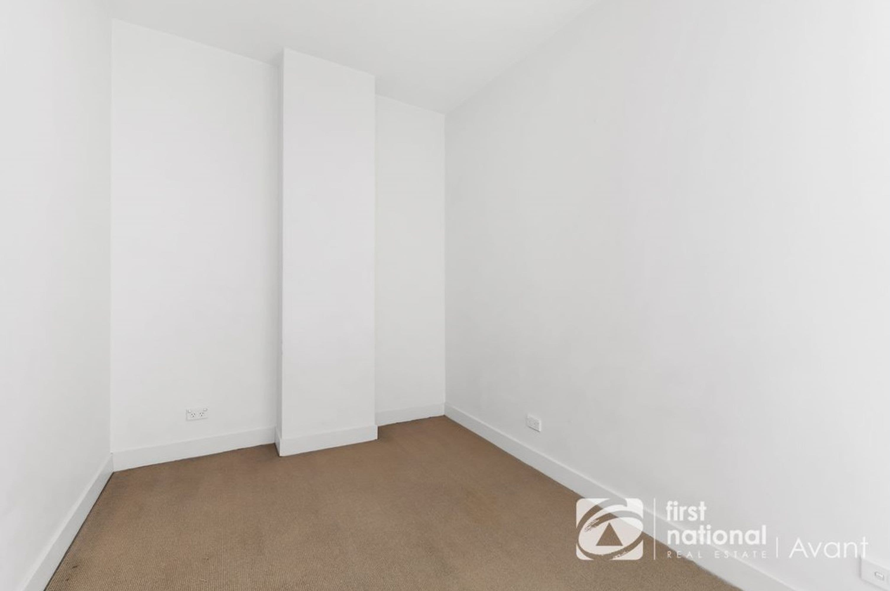 605/325 Collins Street, Melbourne - Thumbnail 7