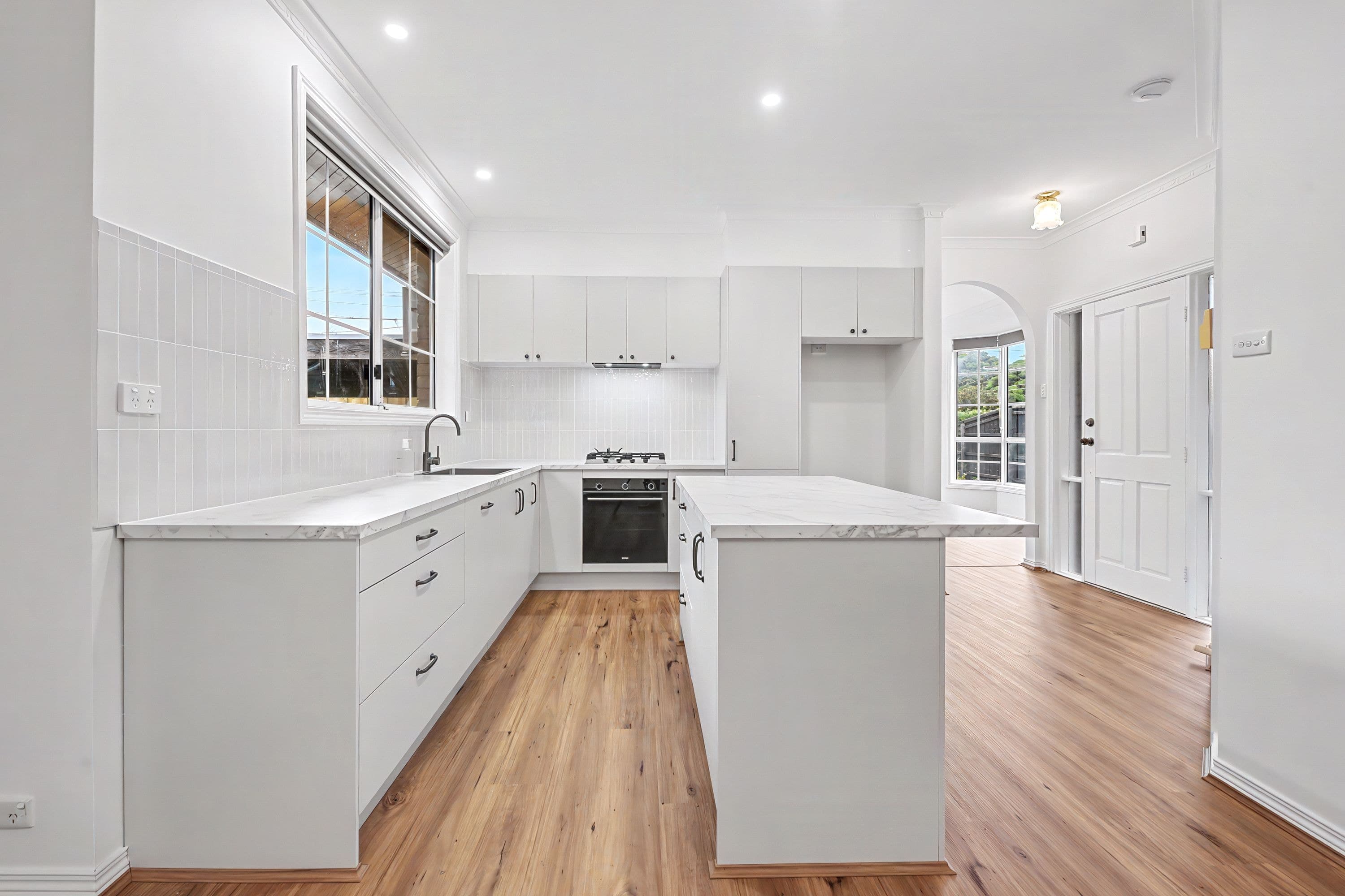 1/23 Swanston Street, Mentone VIC 3194, Mentone - Thumbnail 4