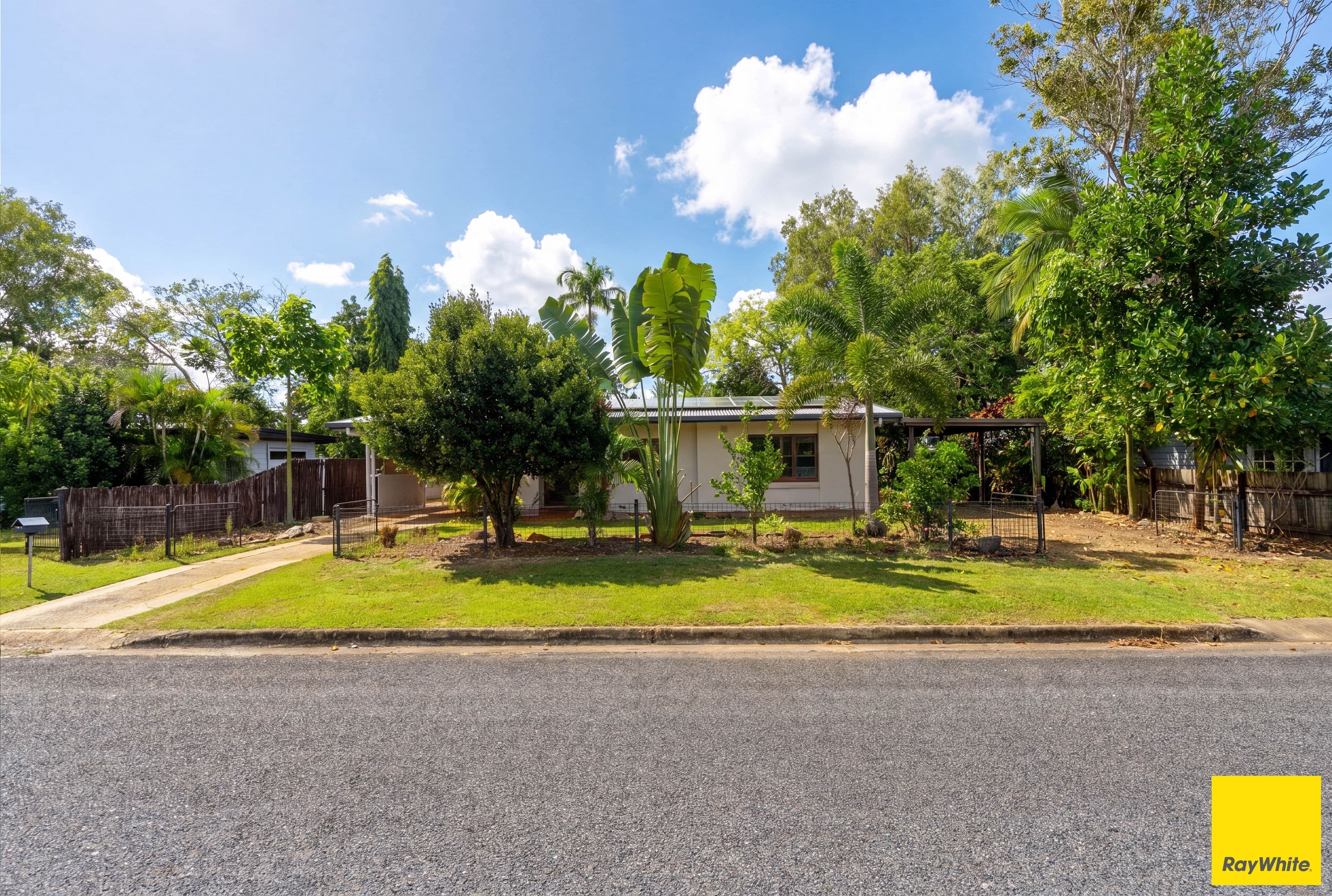 2/8 Mimosa Street, Holloways Beach QLD 4878, Holloways Beach - Thumbnail 7