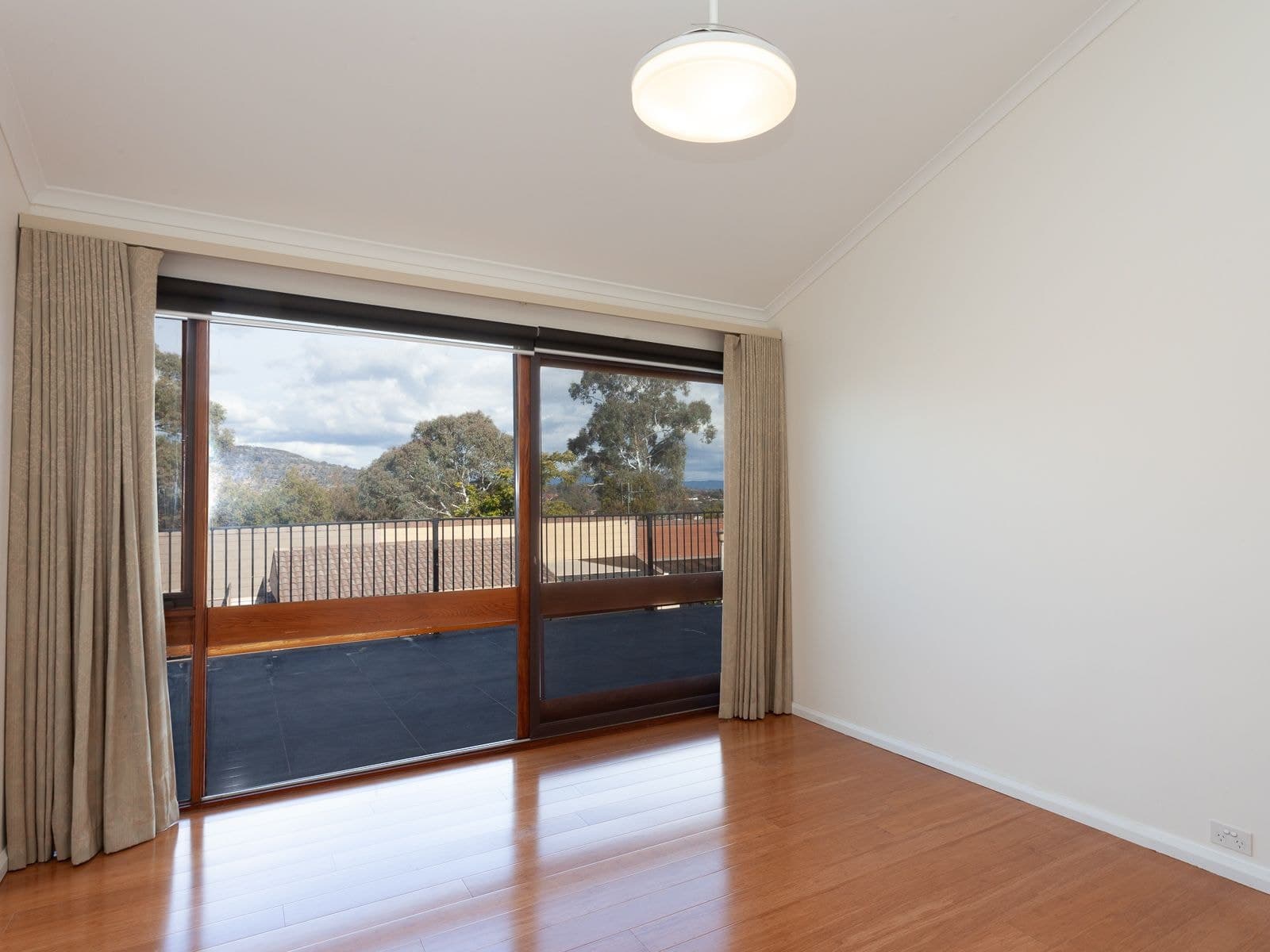 26 Jewell Close, Phillip ACT 2606, Phillip - Thumbnail 4