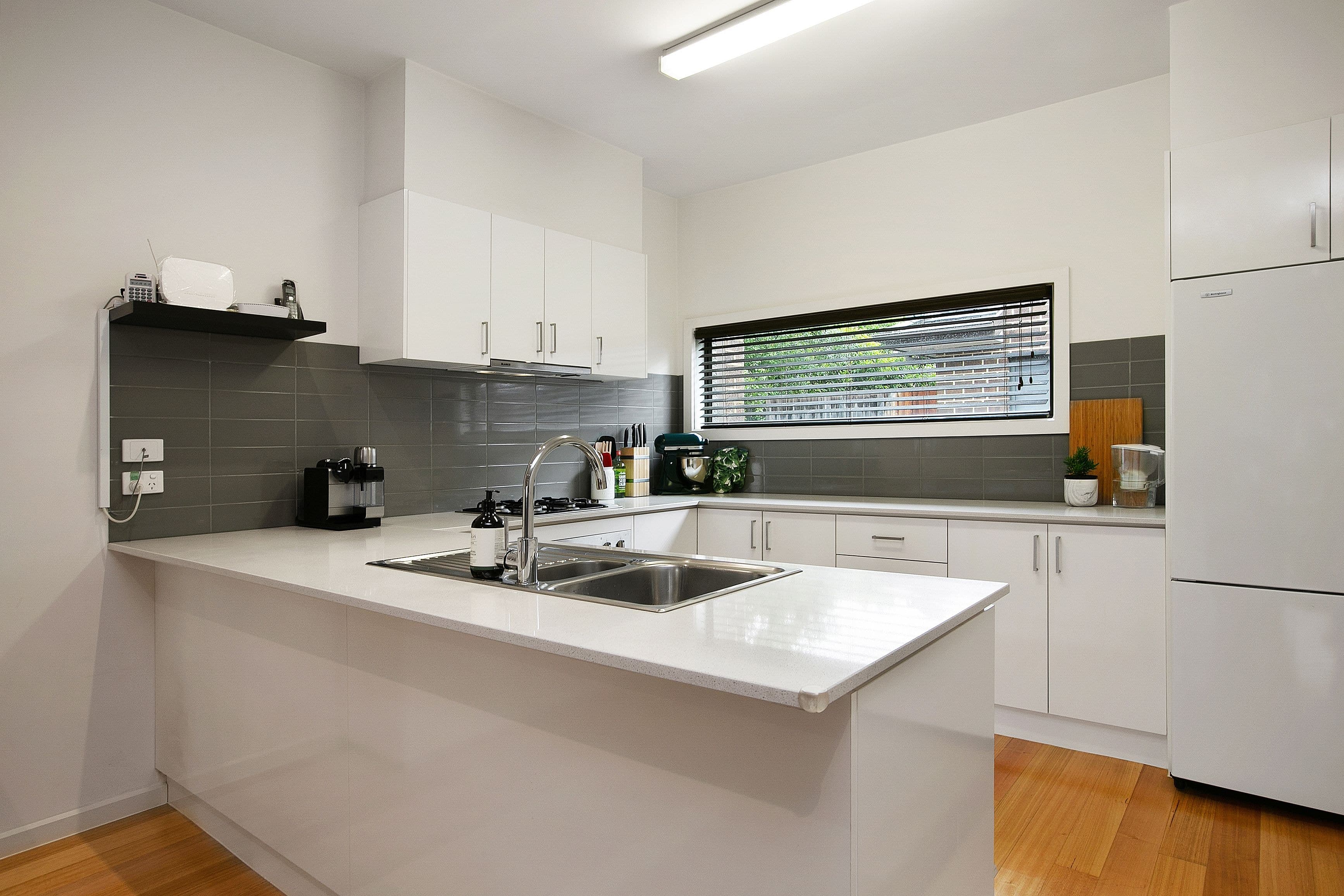 2/16 Lyonsville Avenue, Preston VIC 3072, Preston - Thumbnail 4