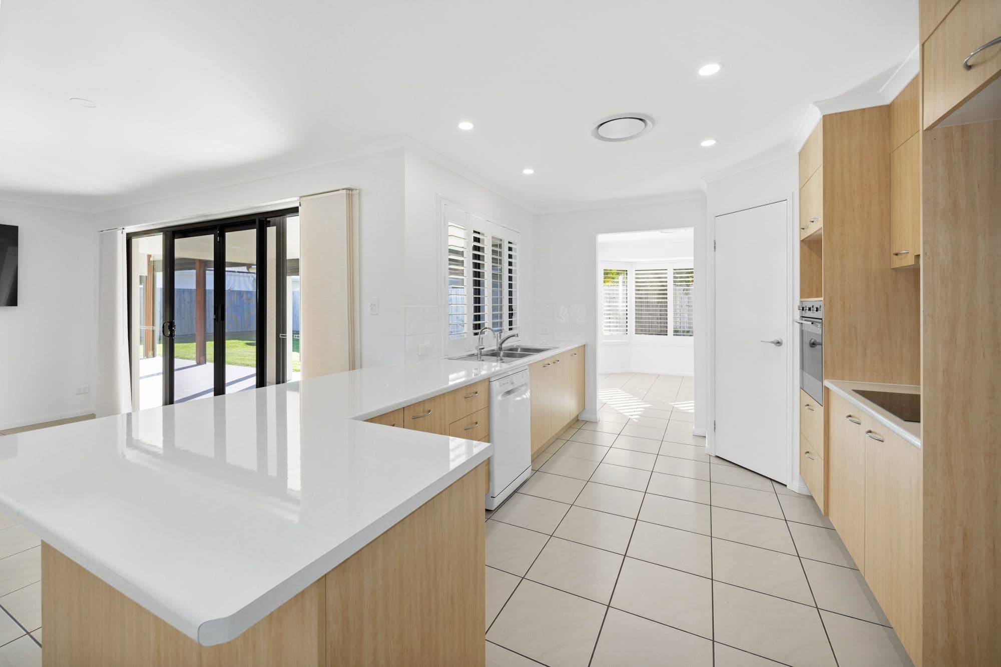 4 Komodo Court, Parrearra QLD 4575, Parrearra - Thumbnail 2