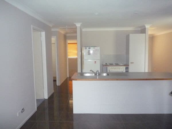 58 Kevin Street, Deception Bay QLD 4508, Deception Bay - Thumbnail 7