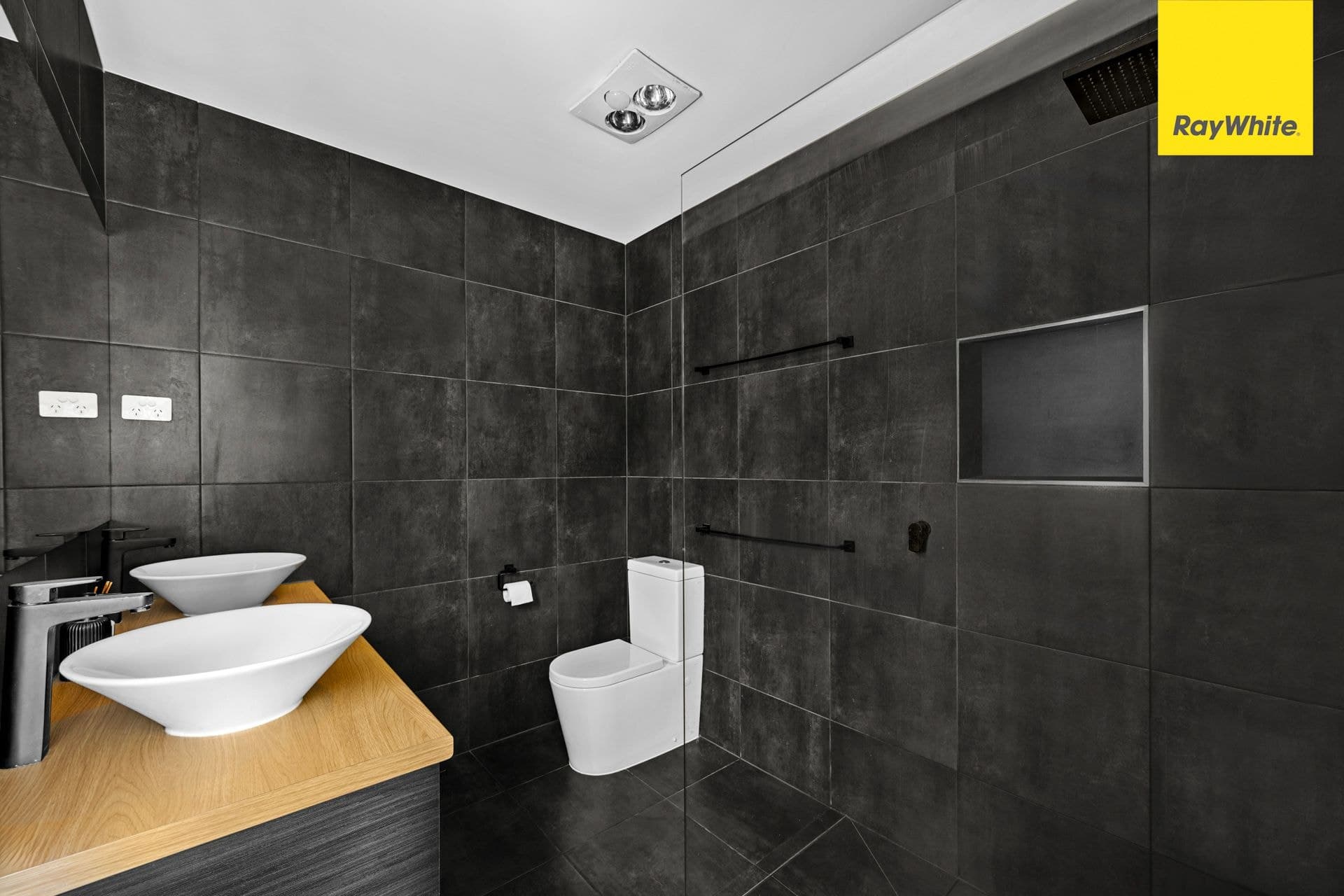 14 Maribyrnong Way, COBBLEBANK VIC 3338, Cobblebank - Thumbnail 3