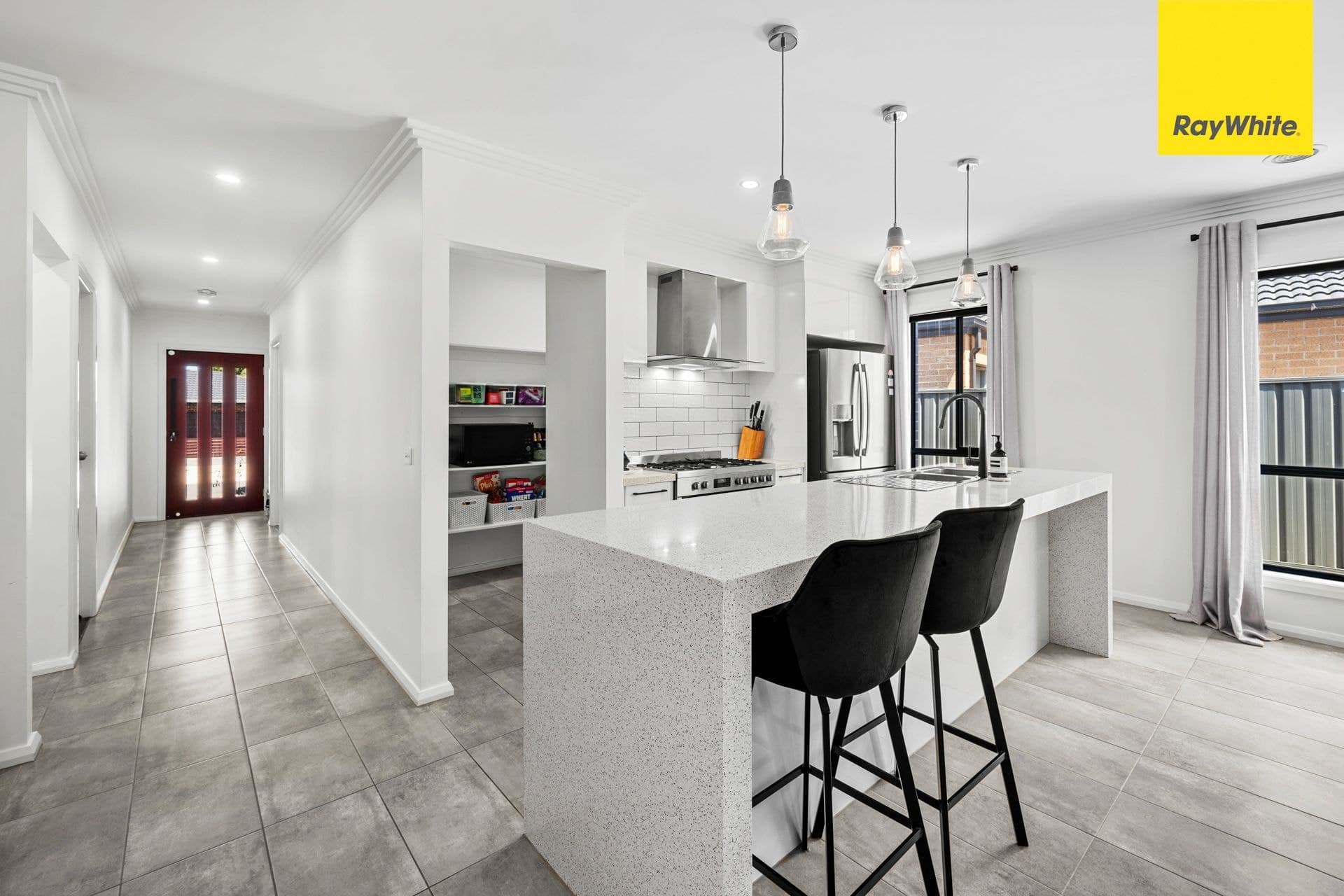 14 Maribyrnong Way, COBBLEBANK VIC 3338, Cobblebank - Thumbnail 5