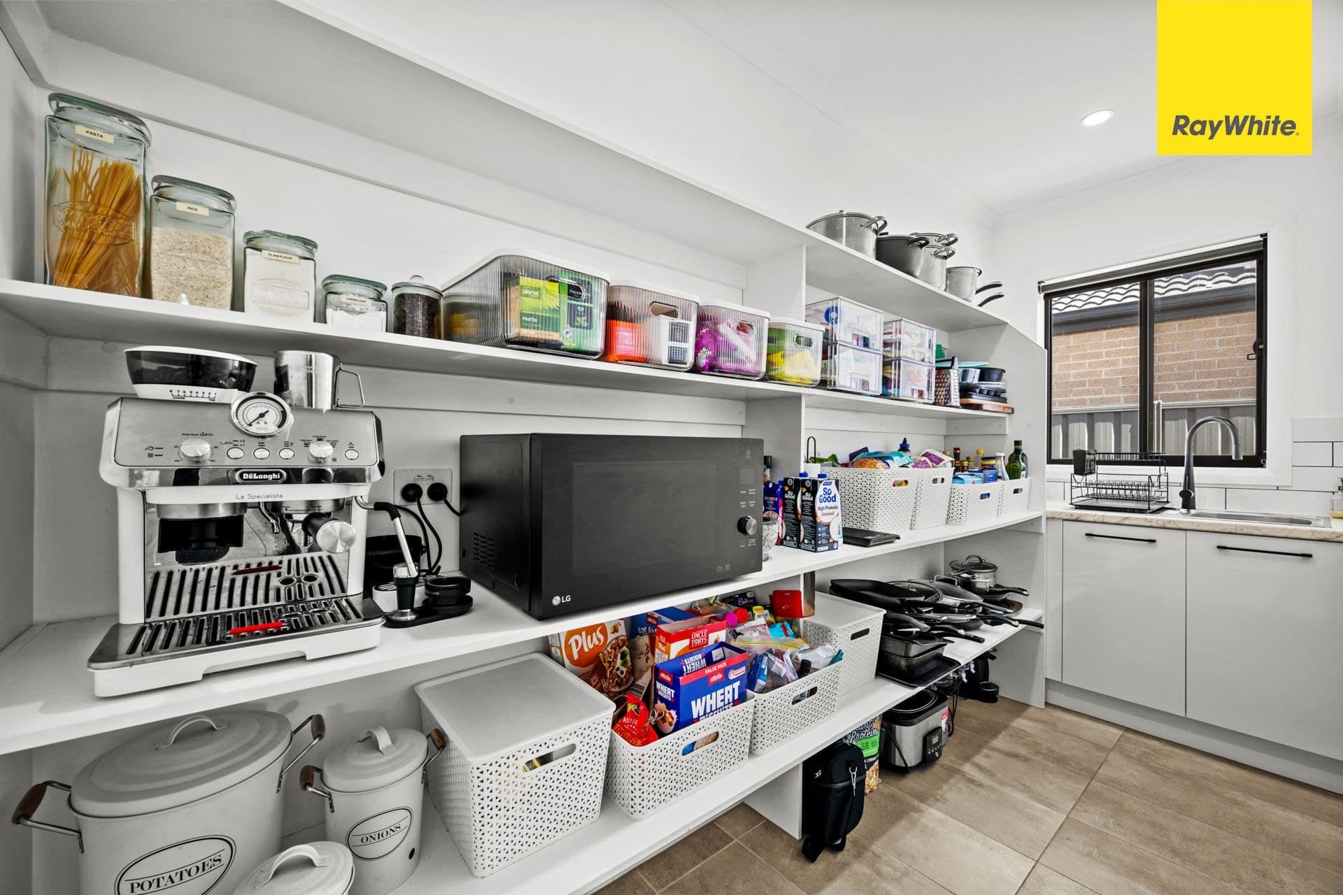 14 Maribyrnong Way, COBBLEBANK VIC 3338, Cobblebank - Thumbnail 7