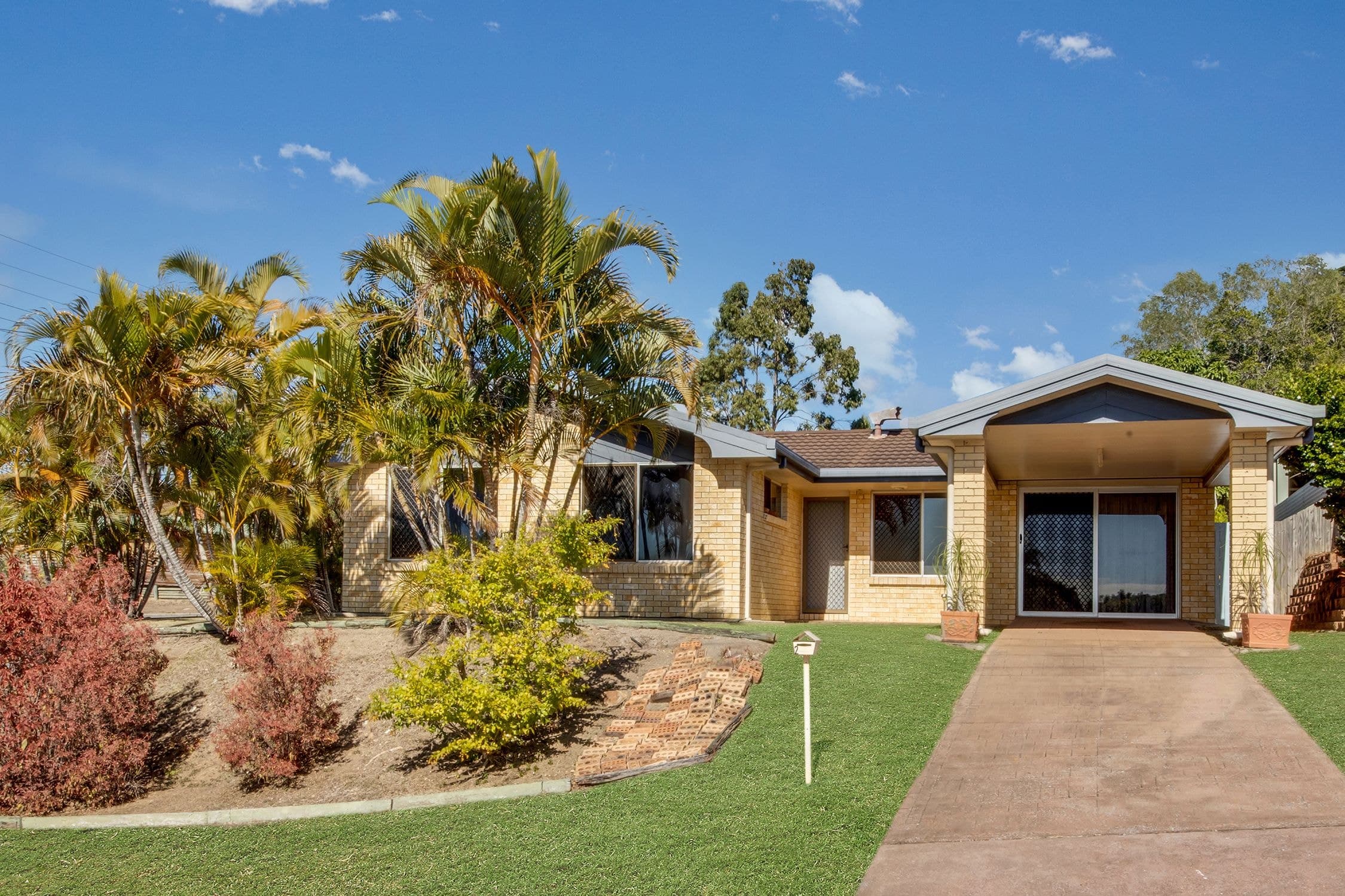 2 Junee Street, Clinton QLD 4680, Clinton - Image 1