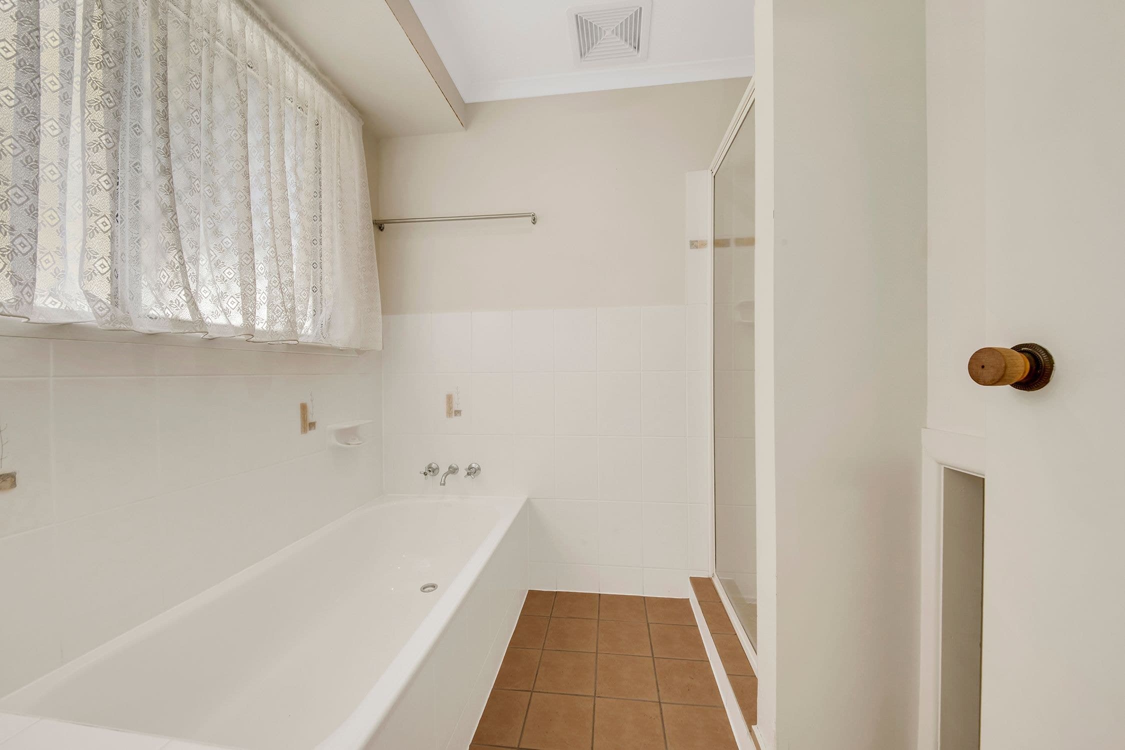 2 Junee Street, Clinton QLD 4680, Clinton - Thumbnail 5