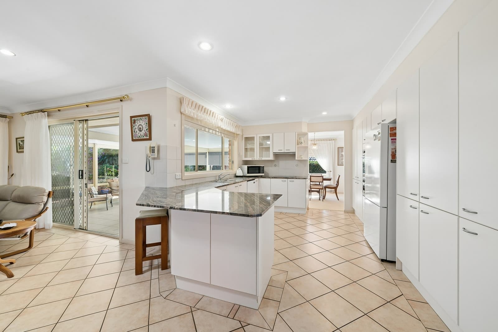 32 Rowthorne Way, PORT MACQUARIE, Port Macquarie - Thumbnail 3