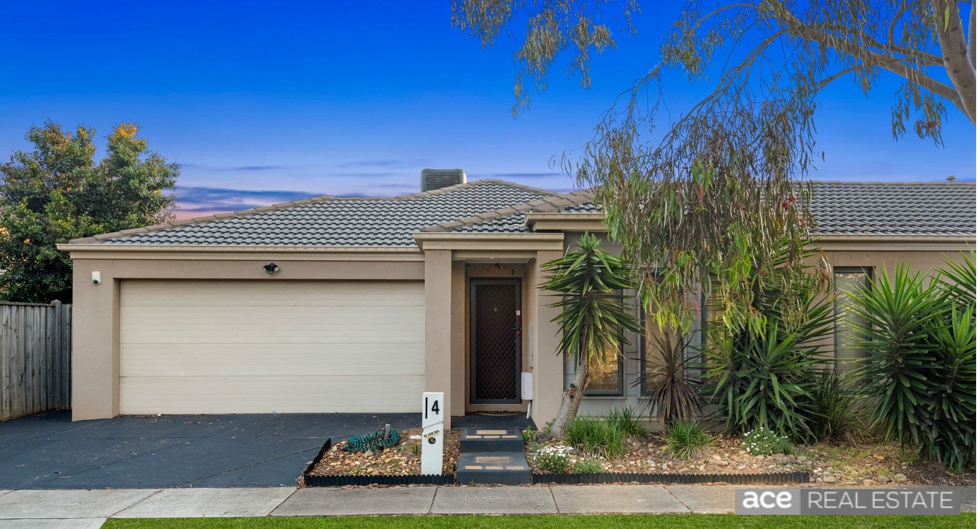 4 Tobago Avenue POINT COOK VIC 3030, Point Cook - Thumbnail 2
