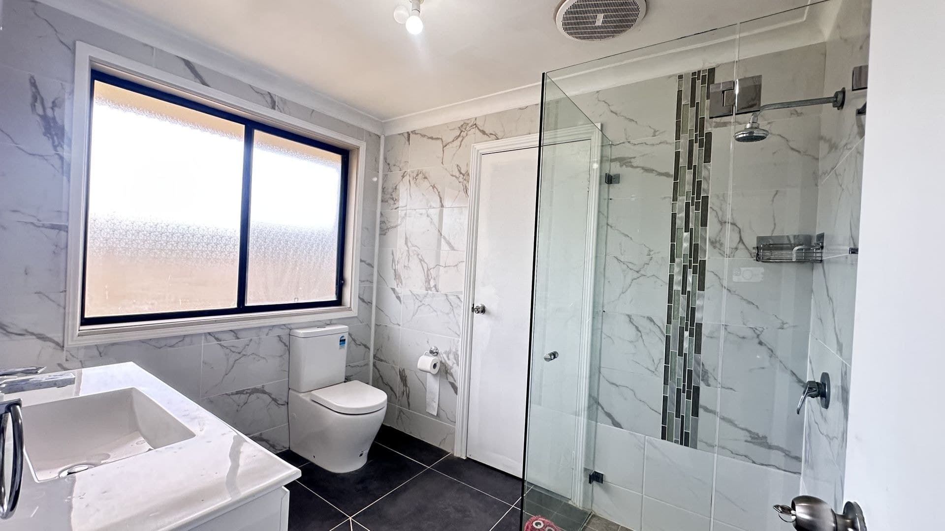 8 Darcy Street, Casula, NSW, 2170, Casula - Thumbnail 7