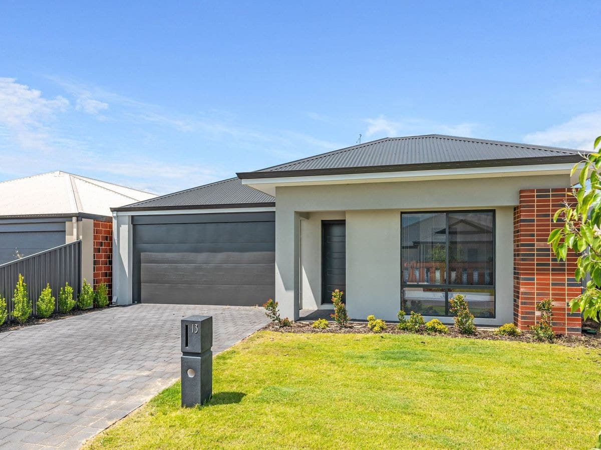 13 Starapple Chase, Upper Swan, Upper Swan - Image 1