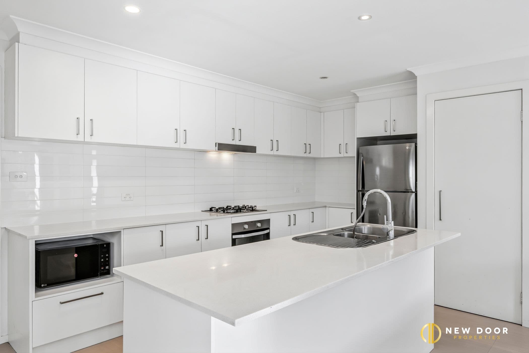2/14 Andersch Street, Casey ACT, Casey - Thumbnail 3