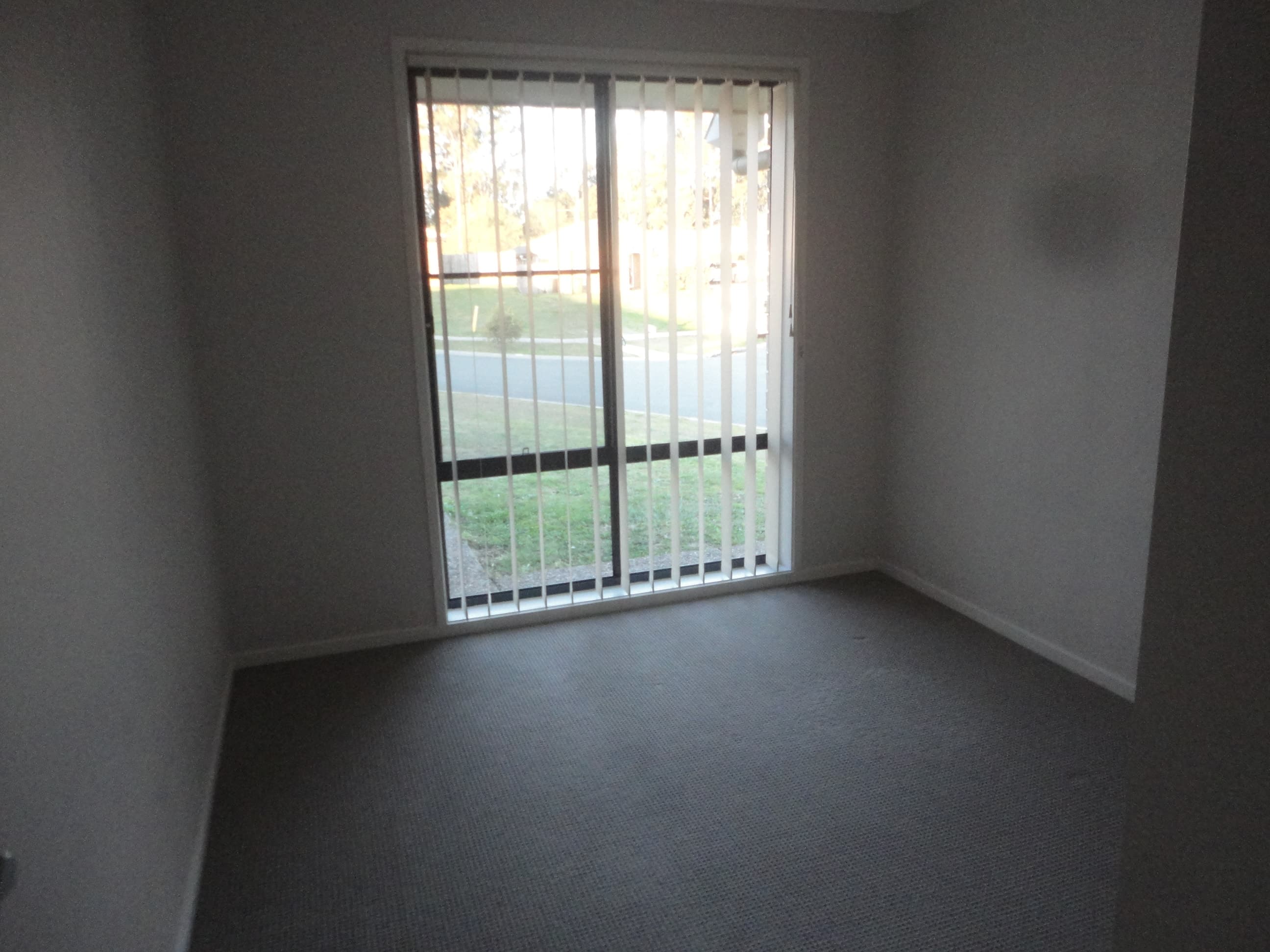 A & B/25 Hugo Drive, Beaudesert - Thumbnail 3