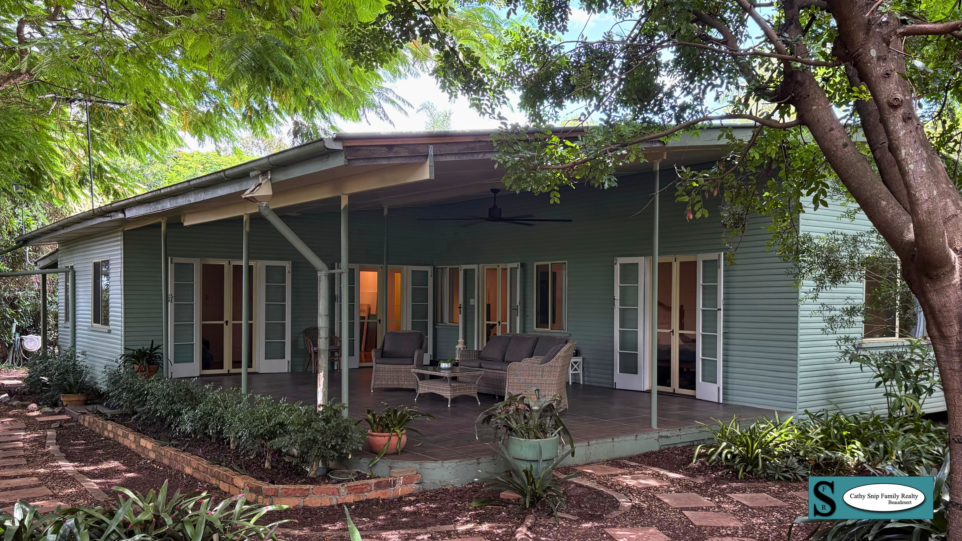 30 Caroline Court, Beaudesert - Image 1