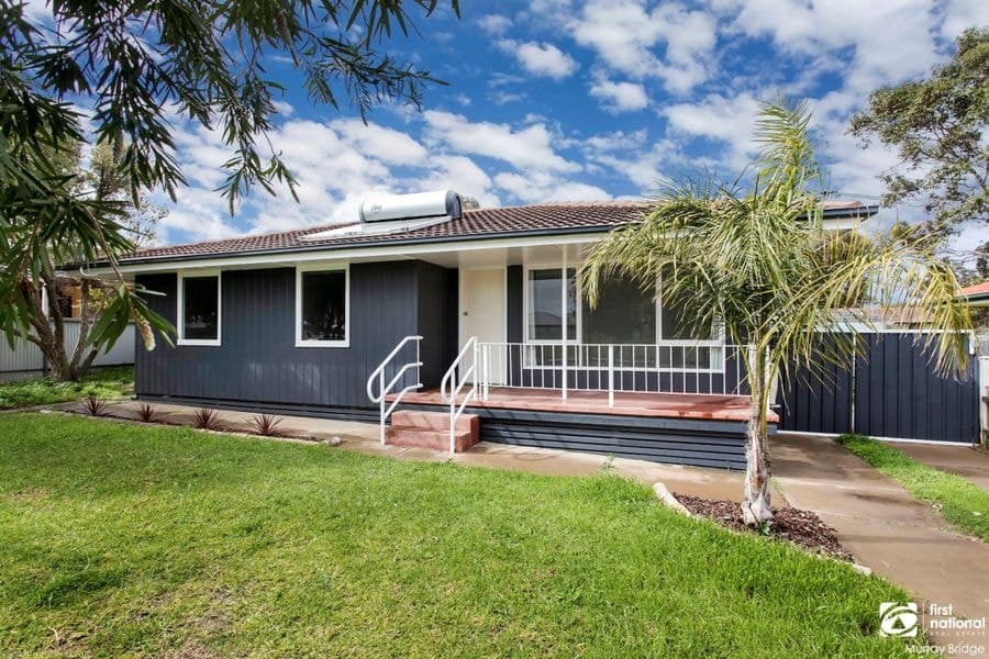 30 Gail Crescent, Murray Bridge SA 5253, Murray Bridge - Image 1
