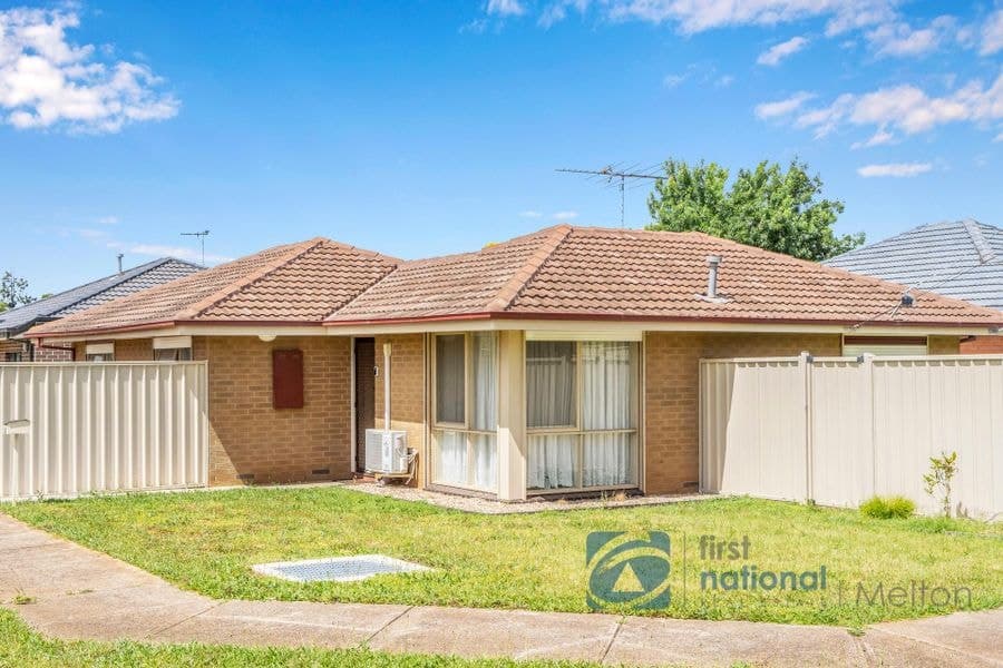32 Vista Drive, Melton VIC 3337, Melton - Image 1