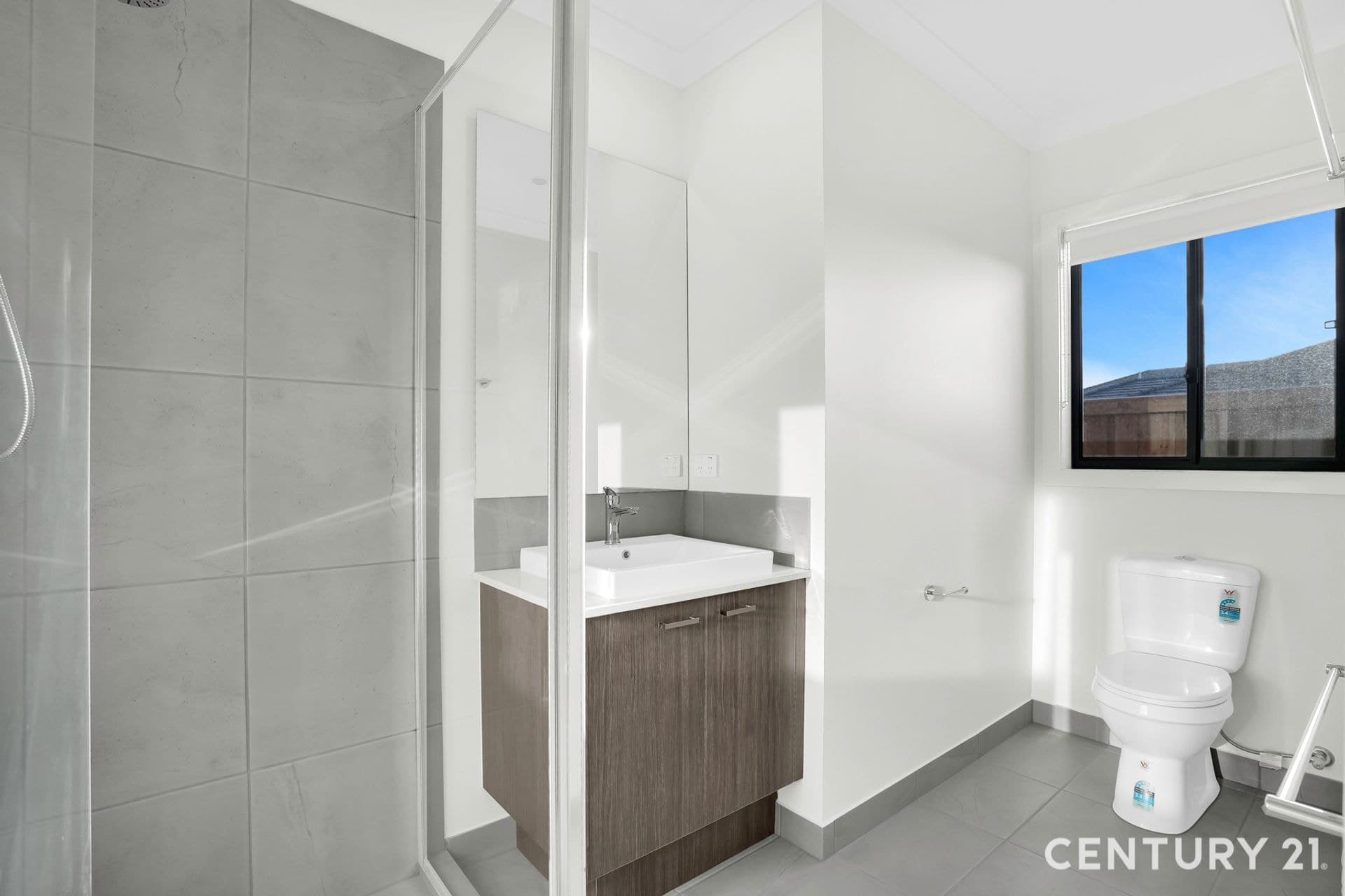Suite 4 241-244 Caroline Springs Blvd, Caroline Springs, VIC, 3023, Thornhill Park - Thumbnail 3