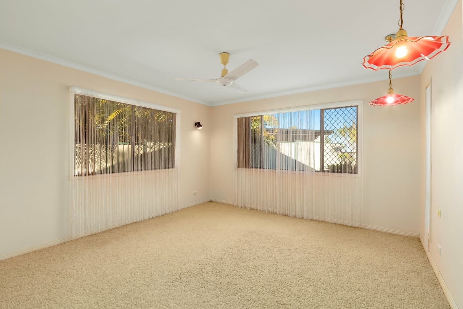 15 John Munro Court, CARRARA, Carrara - Thumbnail 5