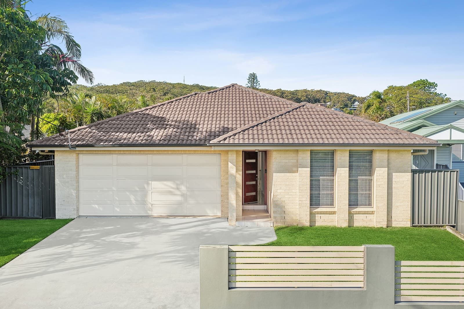 1010 The Entrance Road, FORRESTERS BEACH, Forresters Beach - Image 1