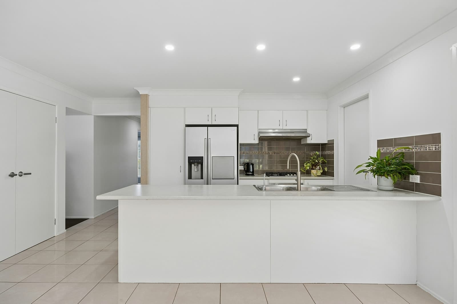 1010 The Entrance Road, FORRESTERS BEACH, Forresters Beach - Thumbnail 3