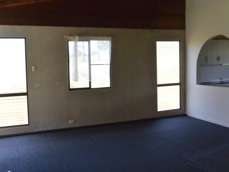 77 Brolga Road, Beaudesert - Thumbnail 4