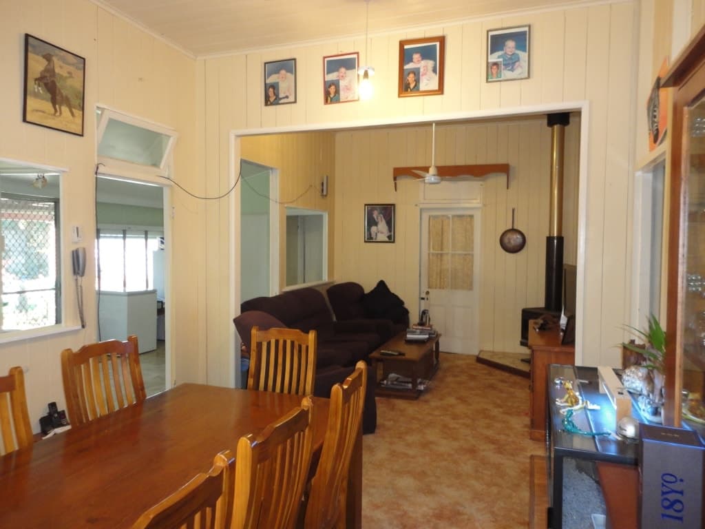 26 Eaglesfield Street, Beaudesert - Thumbnail 4