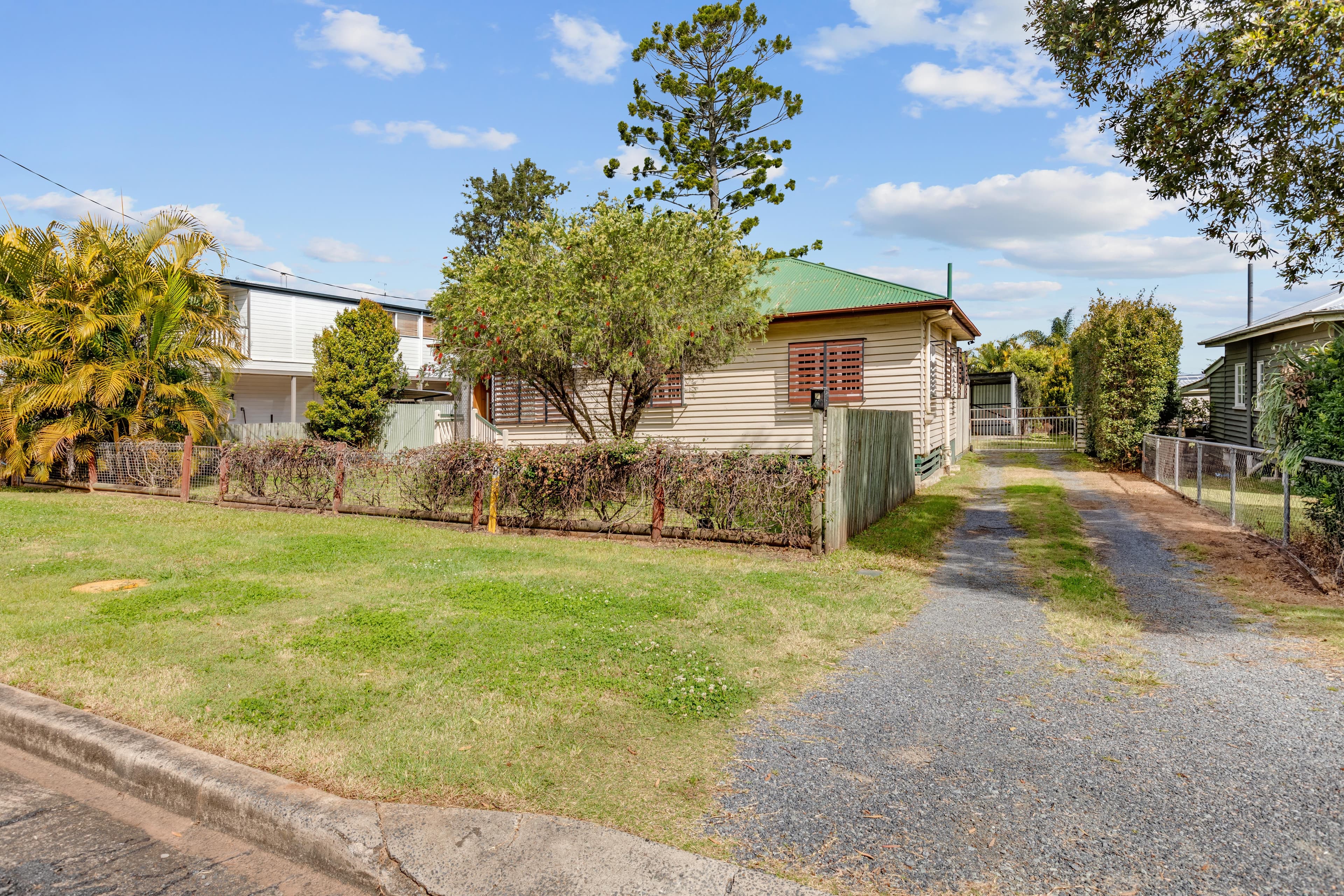 7 Audley Street, Beaudesert - Image 1