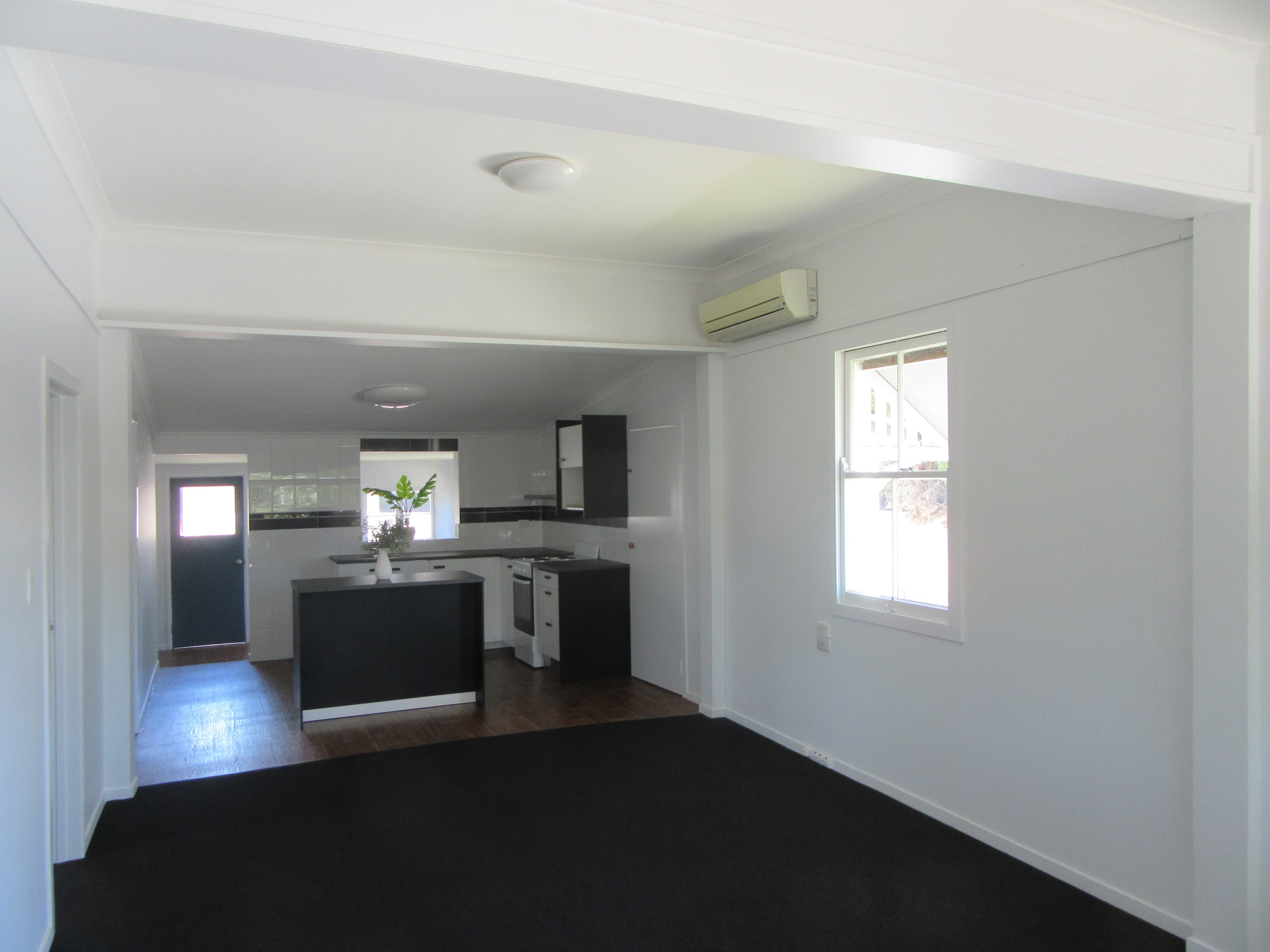 19 Pitt Street, Beaudesert - Thumbnail 2