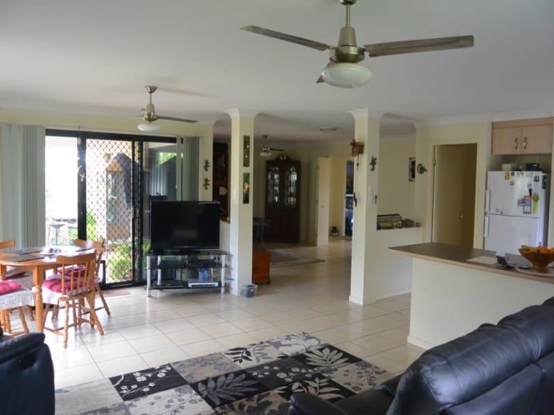 6 Tequesta Drive, Beaudesert - Thumbnail 3