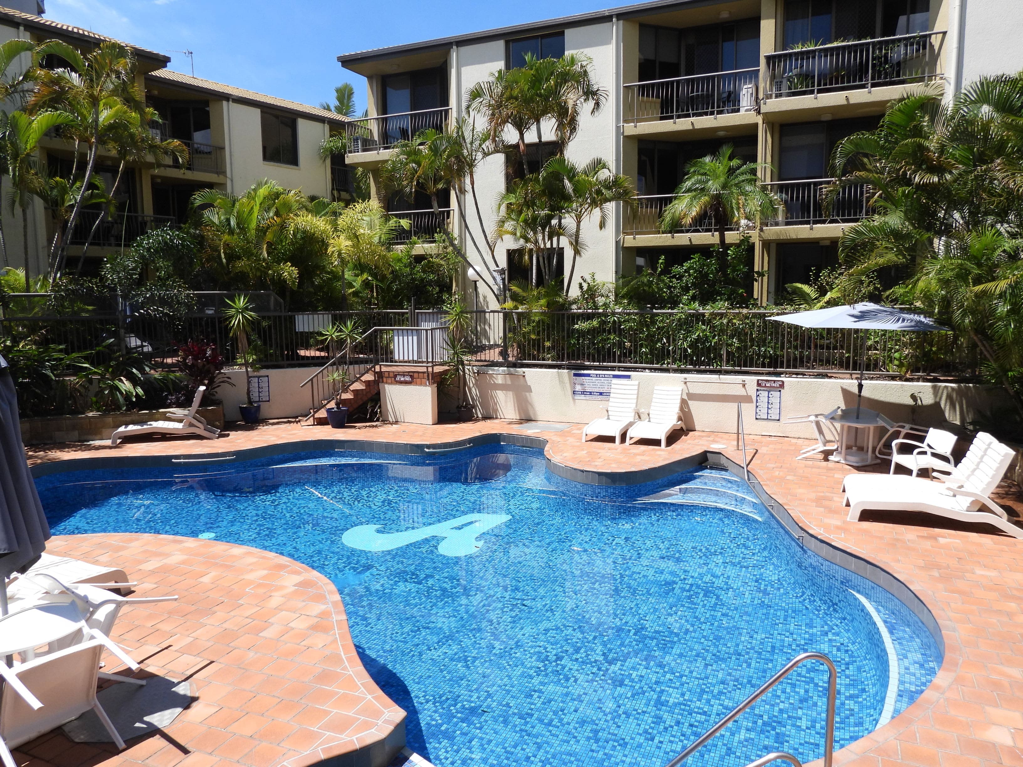 1197 Gold Coast Highway, Burleigh Heads - Image 1