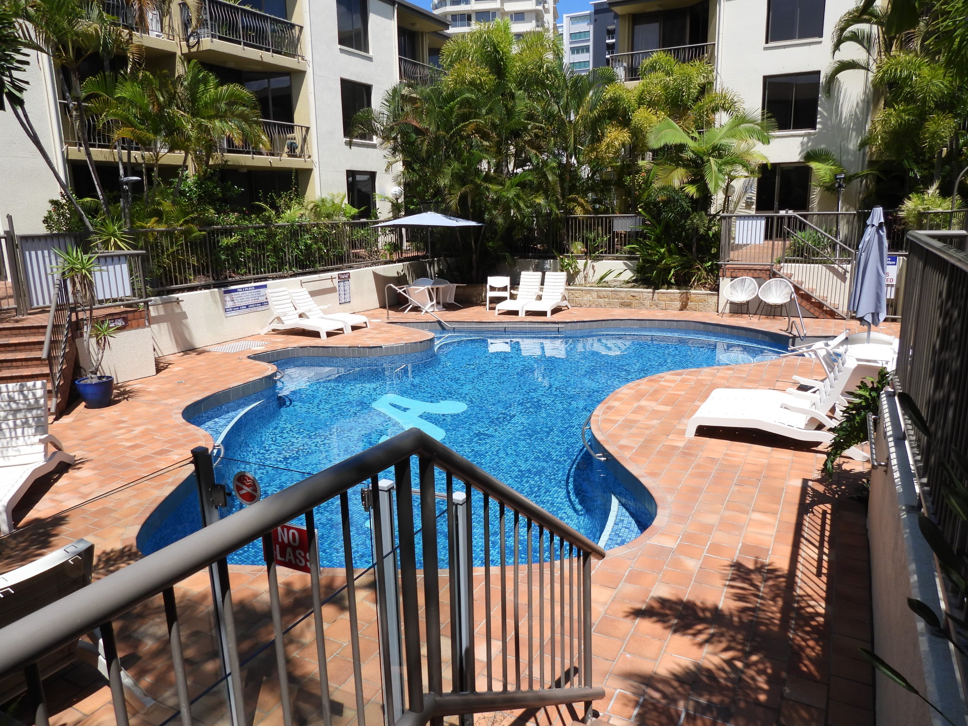 1197 Gold Coast Highway, Burleigh Heads - Thumbnail 3