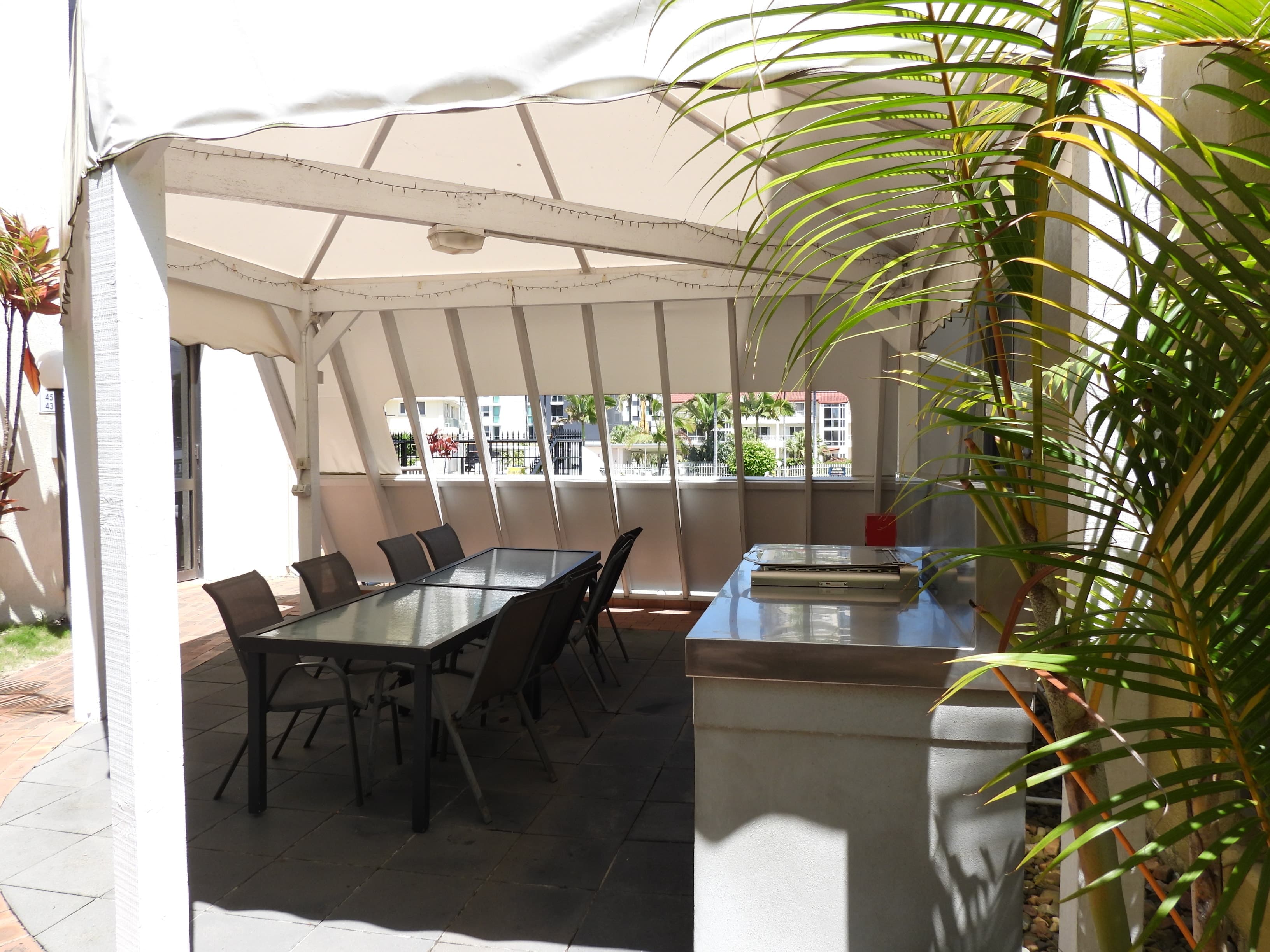 1197 Gold Coast Highway, Burleigh Heads - Thumbnail 8