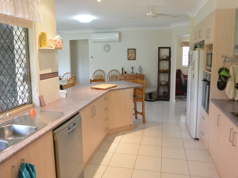23-25  Lincoln Court, Gleneagle - Thumbnail 4