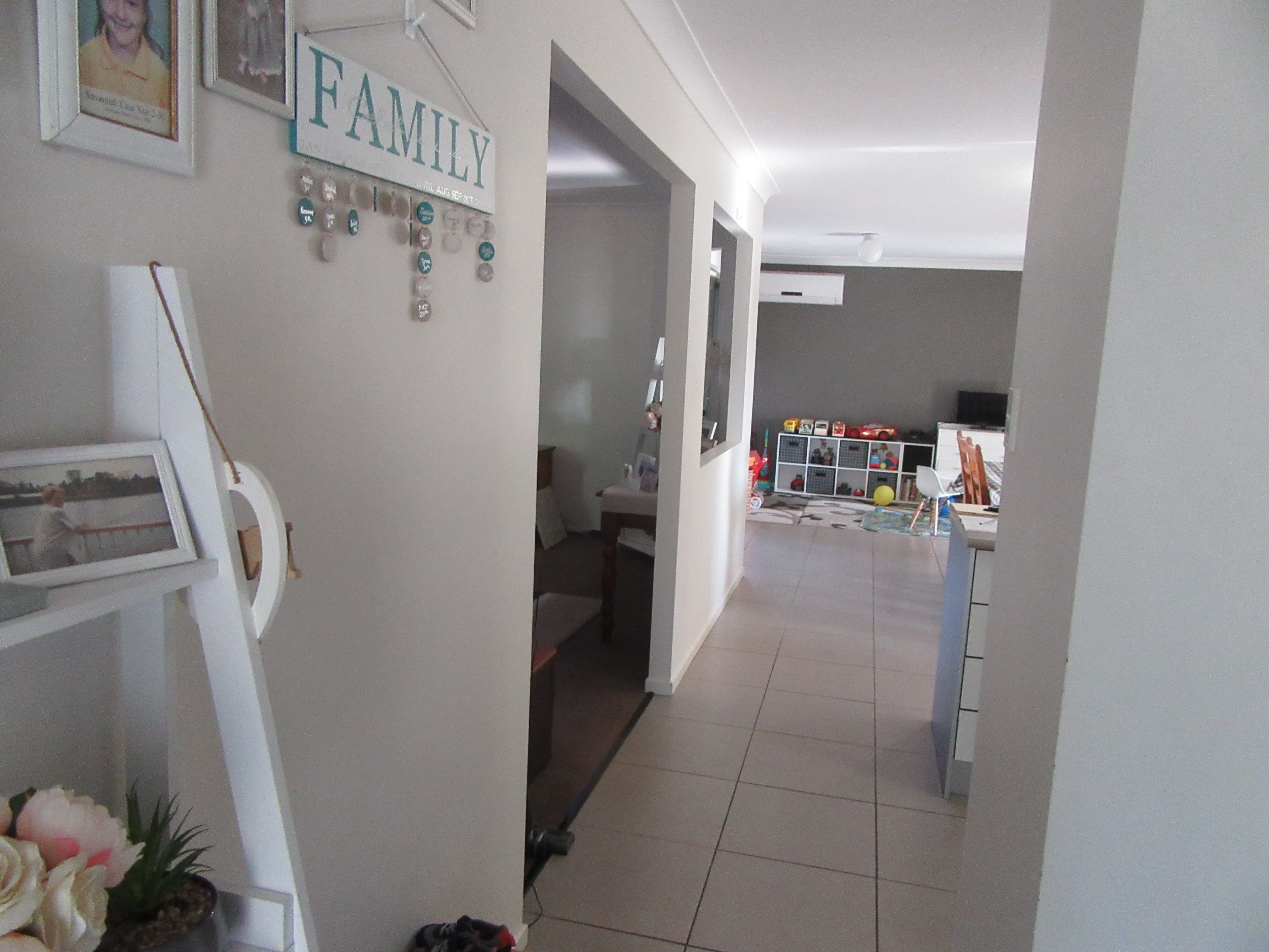 29 Tequesta Drive, Beaudesert - Thumbnail 2