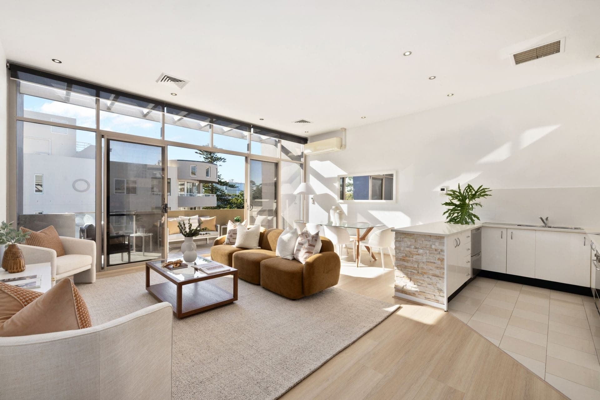 22/2-8 Darley Road, Manly, Manly - Image 1