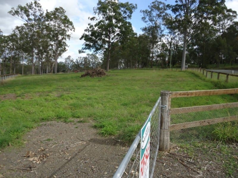 121 Gould Hill Road, Beaudesert - Thumbnail 3